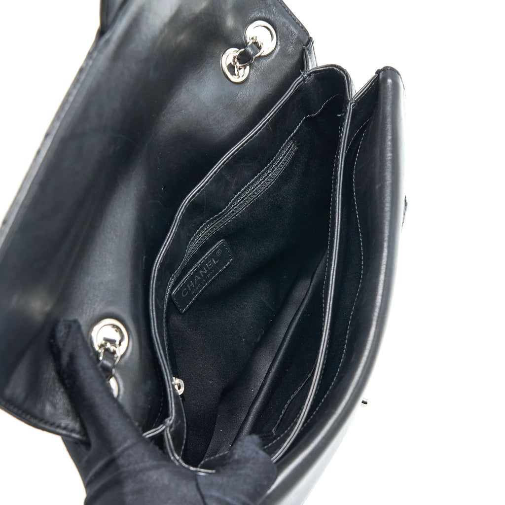 Chanel Quilted Flap Bag Lambskin Black