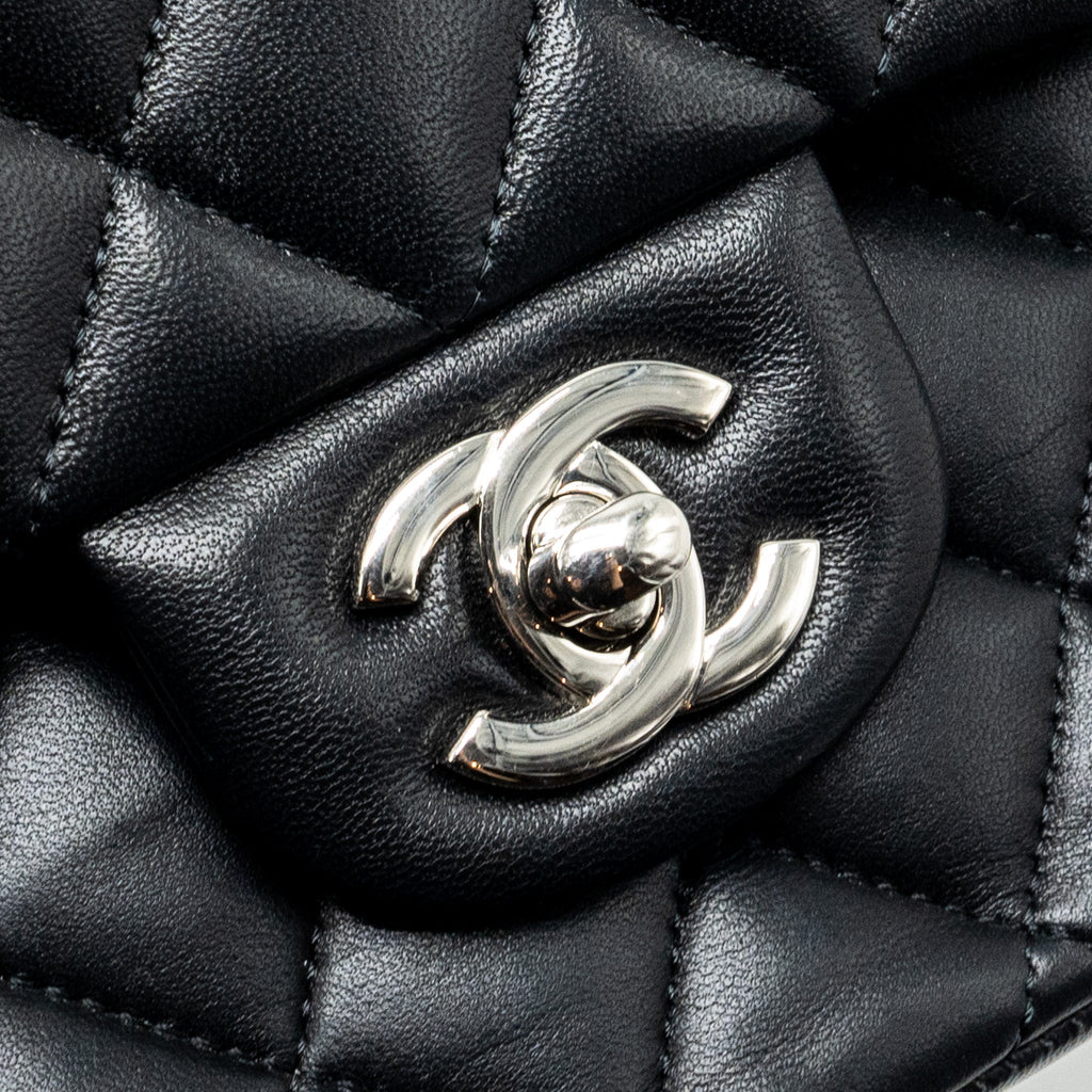 Chanel Medium Classic Double Flap Bag Lambskin Black