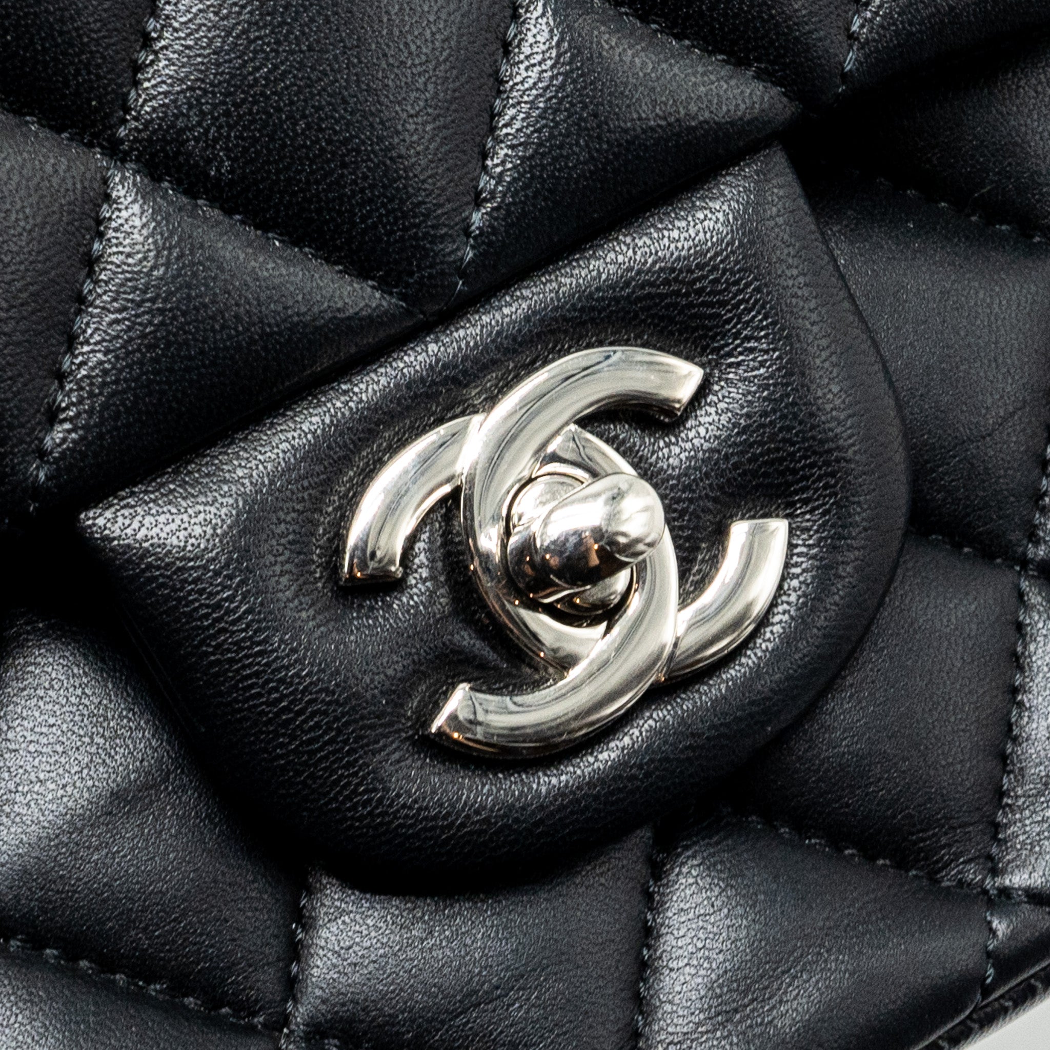 Chanel Medium Classic Double Flap Bag Lambskin Black