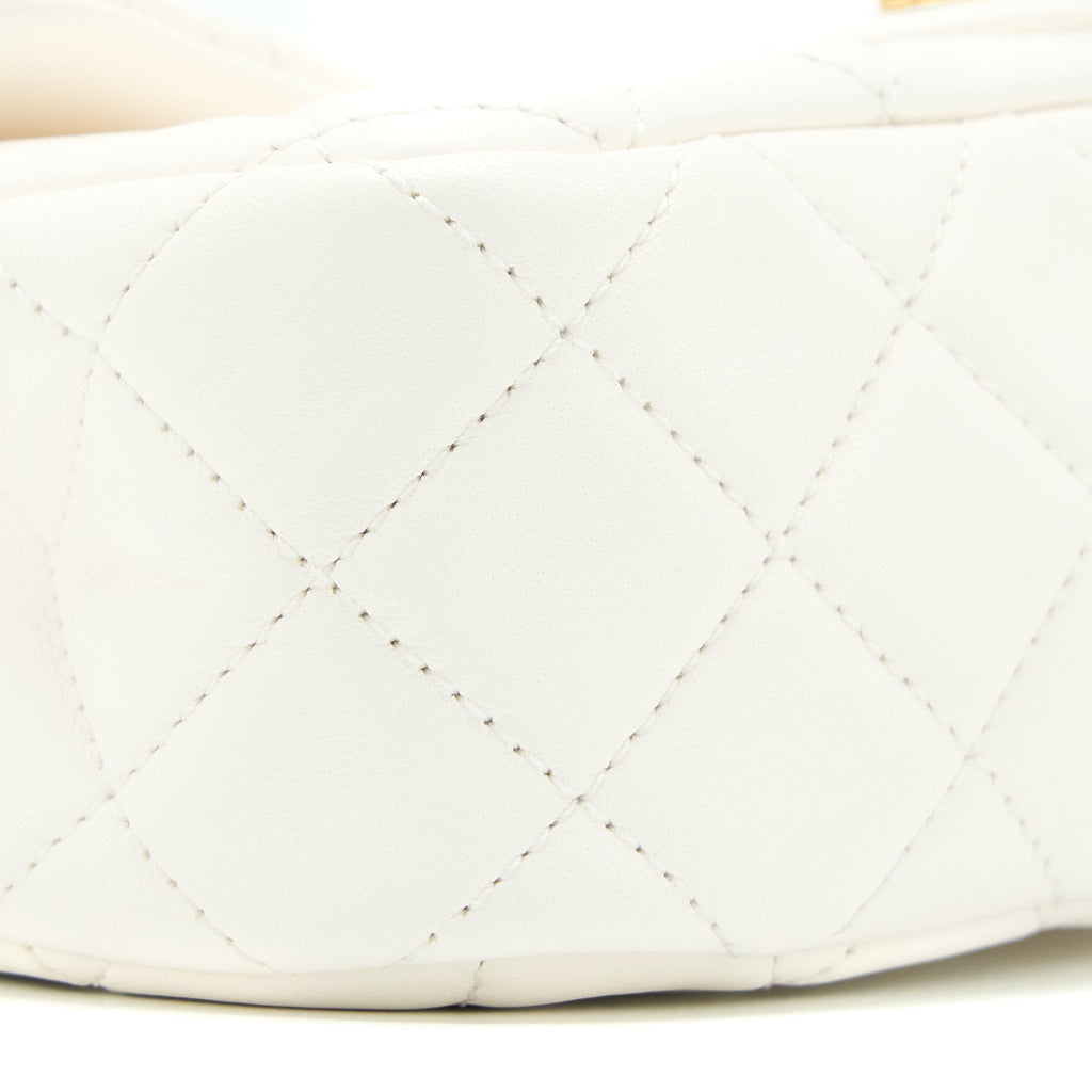 Chanel Pearl Crush Mini Rectangular Lambskin White  (Microchip)