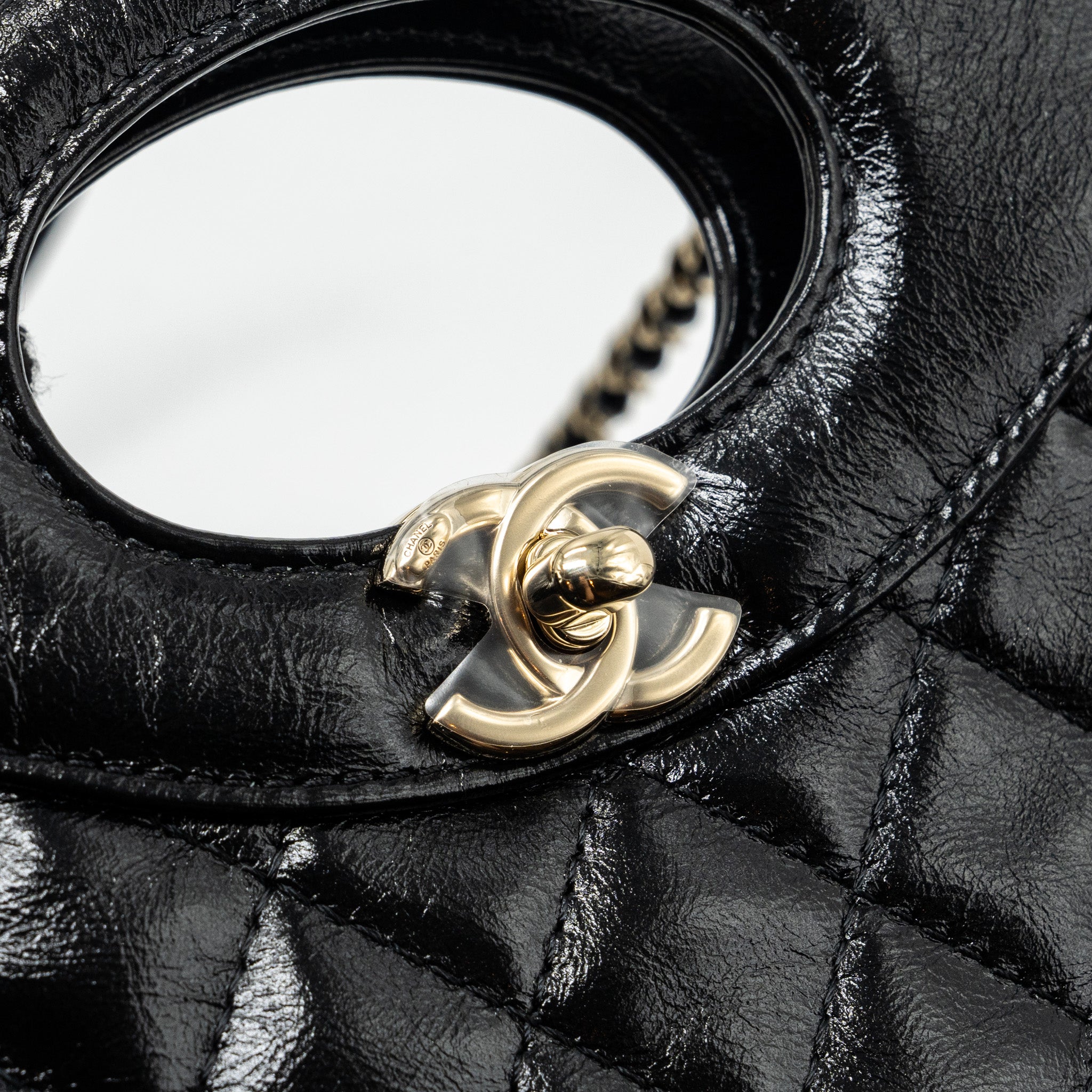 Chanel 23C mini 31 bag shiny calfskin black L (microchip)