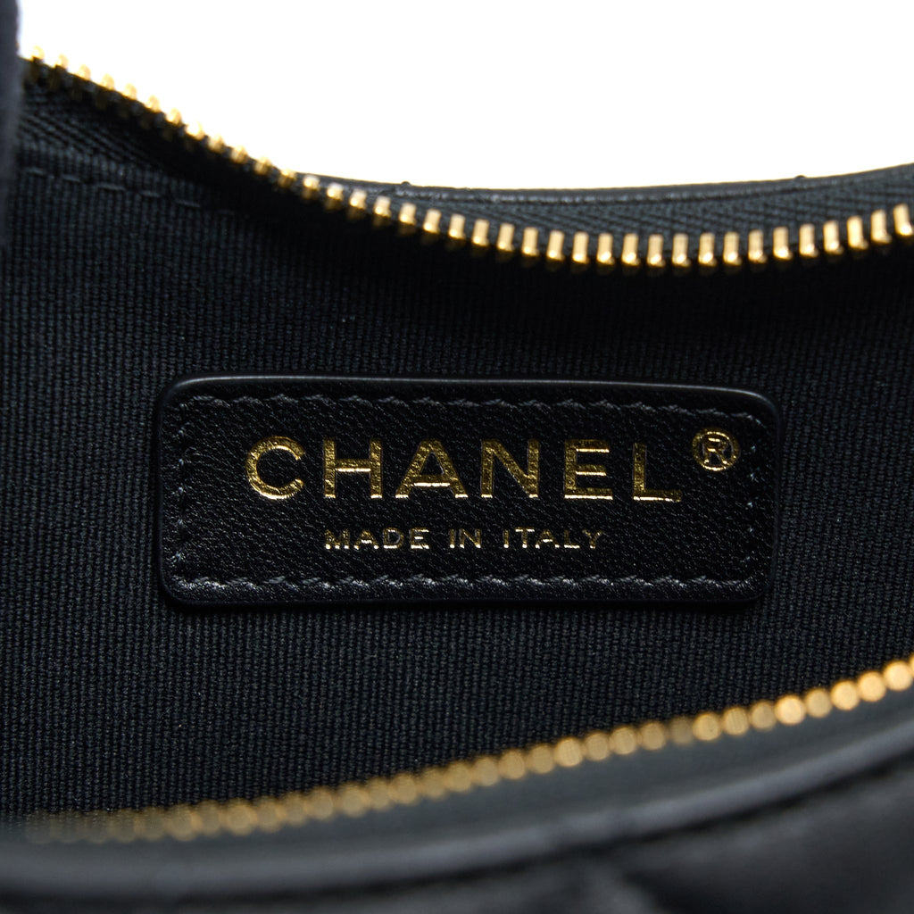 Chanel Small Moon Hobo Bag Lambskin Black L (Microchip)