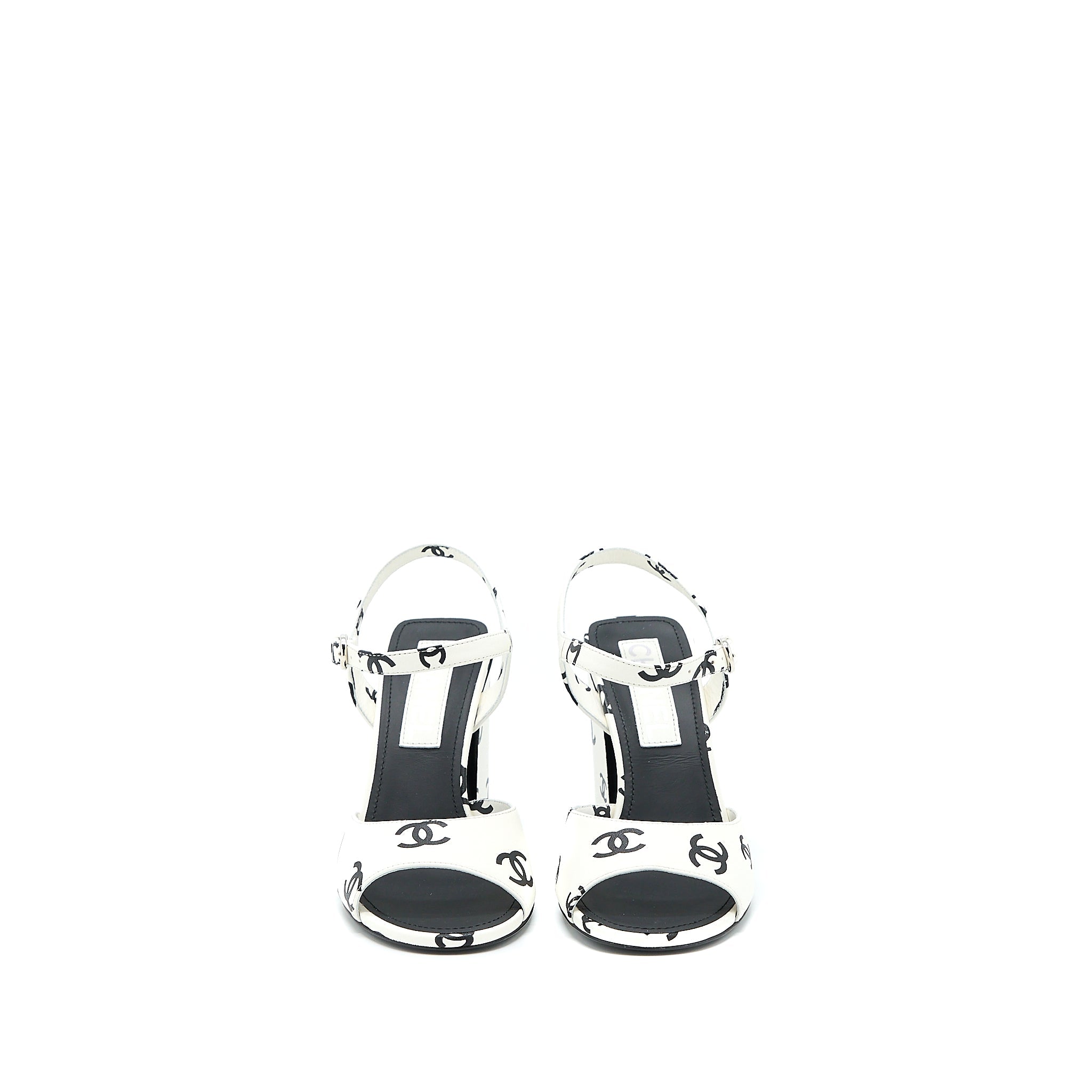 Chanel Size 37 CC Logo Leather Sandal Black/White