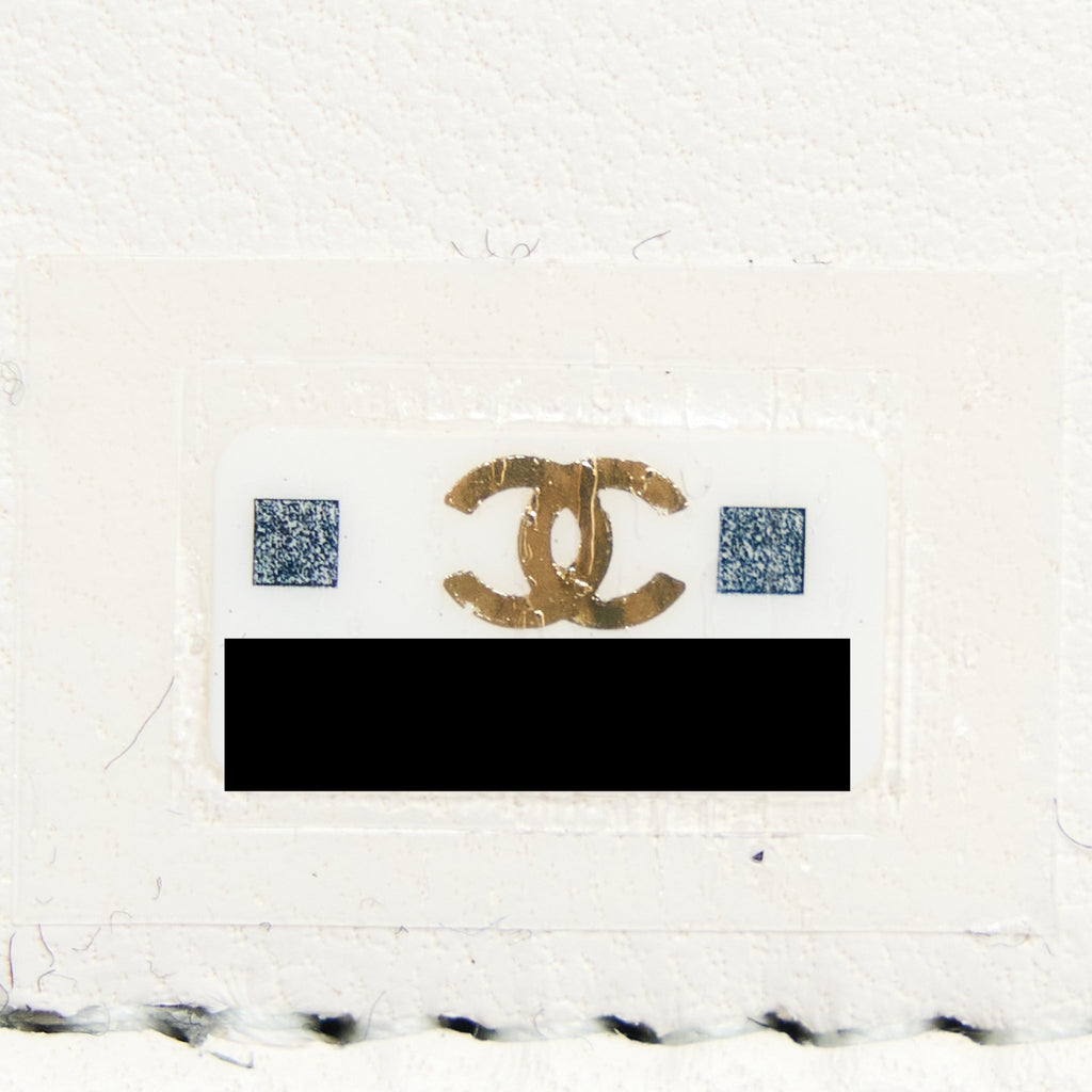 Chanel 22B Mini Book Card Holder With Chains Lambskin Black L
