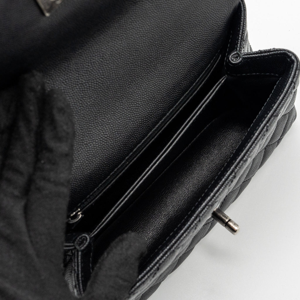 Chanel small coco handle caviar / lizard handle black ruthenium hardware