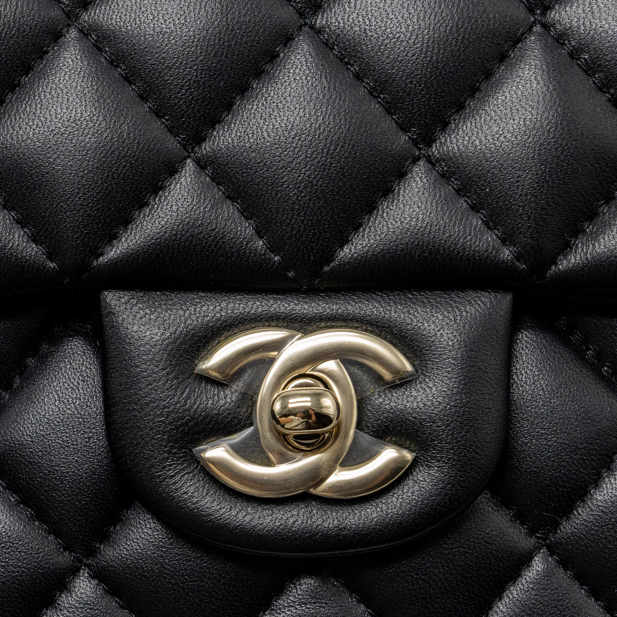 Chanel Top Handle Mini Rectangular Flap Bag Lambskin Black L (Microchip )