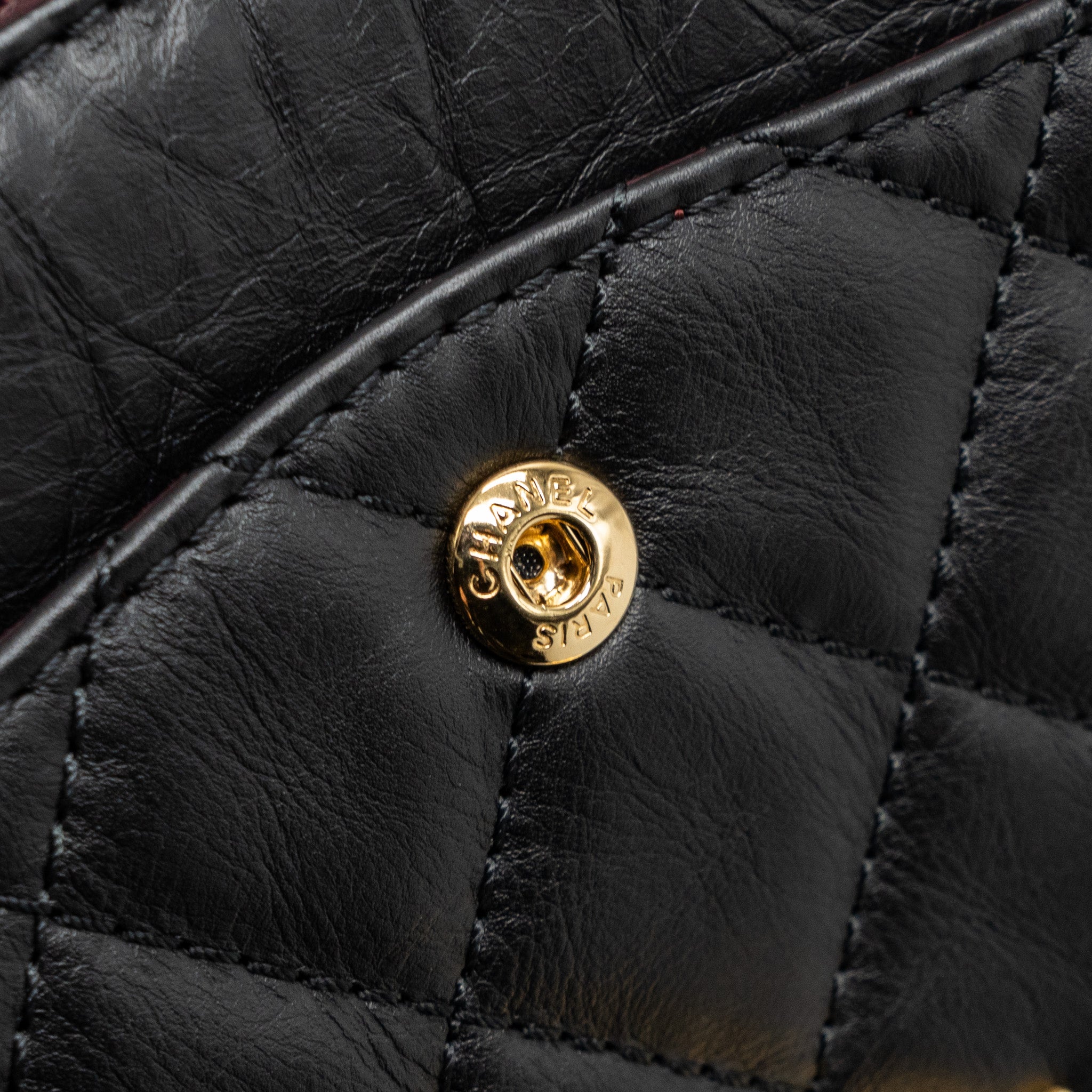 Chanel 2.55 226 Reissue Flap bag aged calfskin black