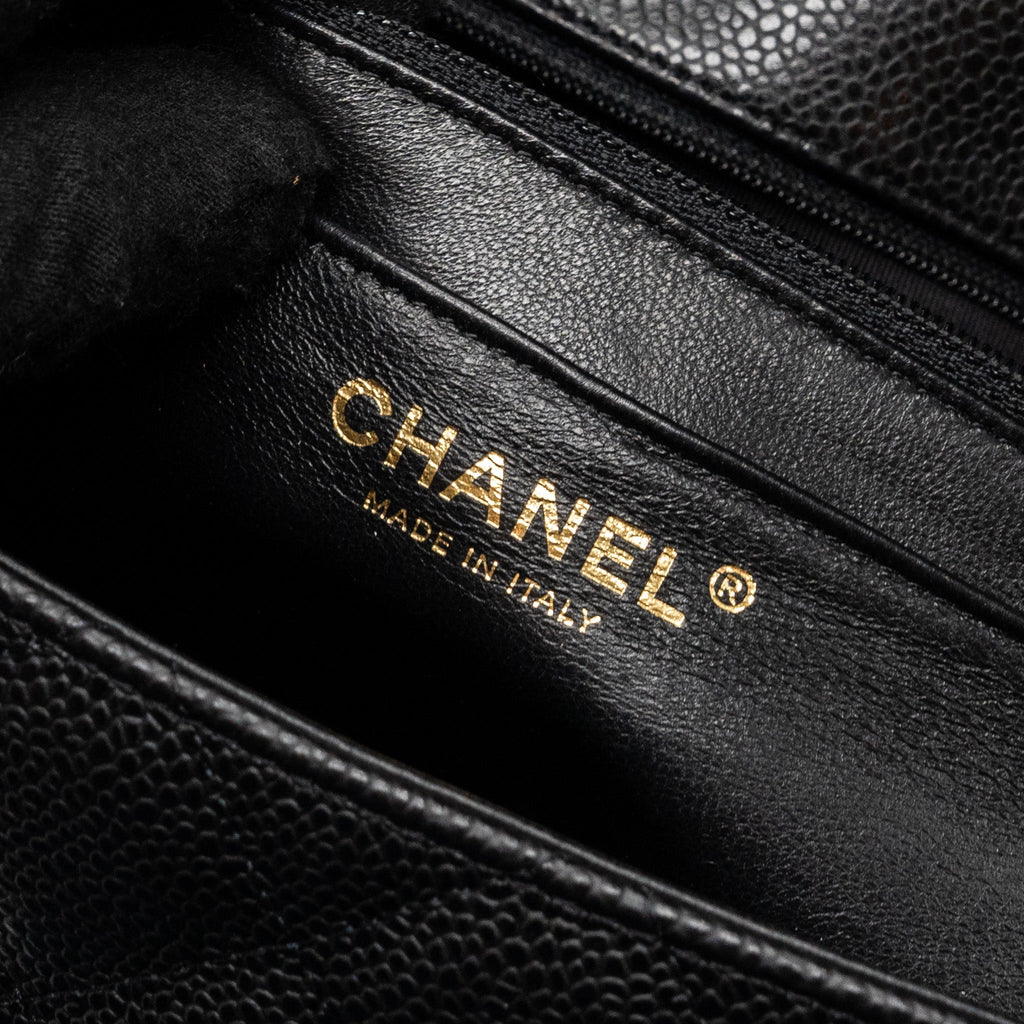 Chanel classic jumbo single flap bag caviar black