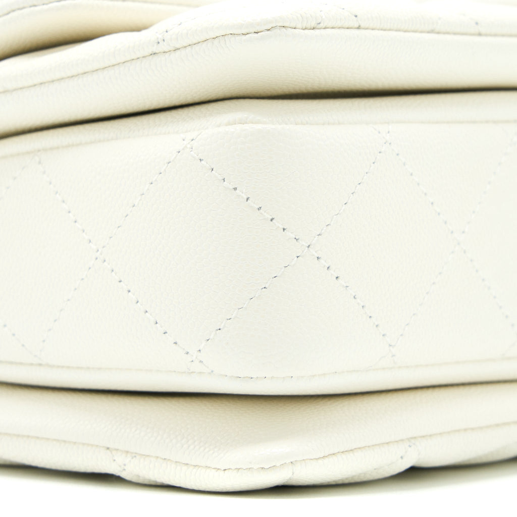 Chanel 22K Coco First Caviar White  (Microchip)