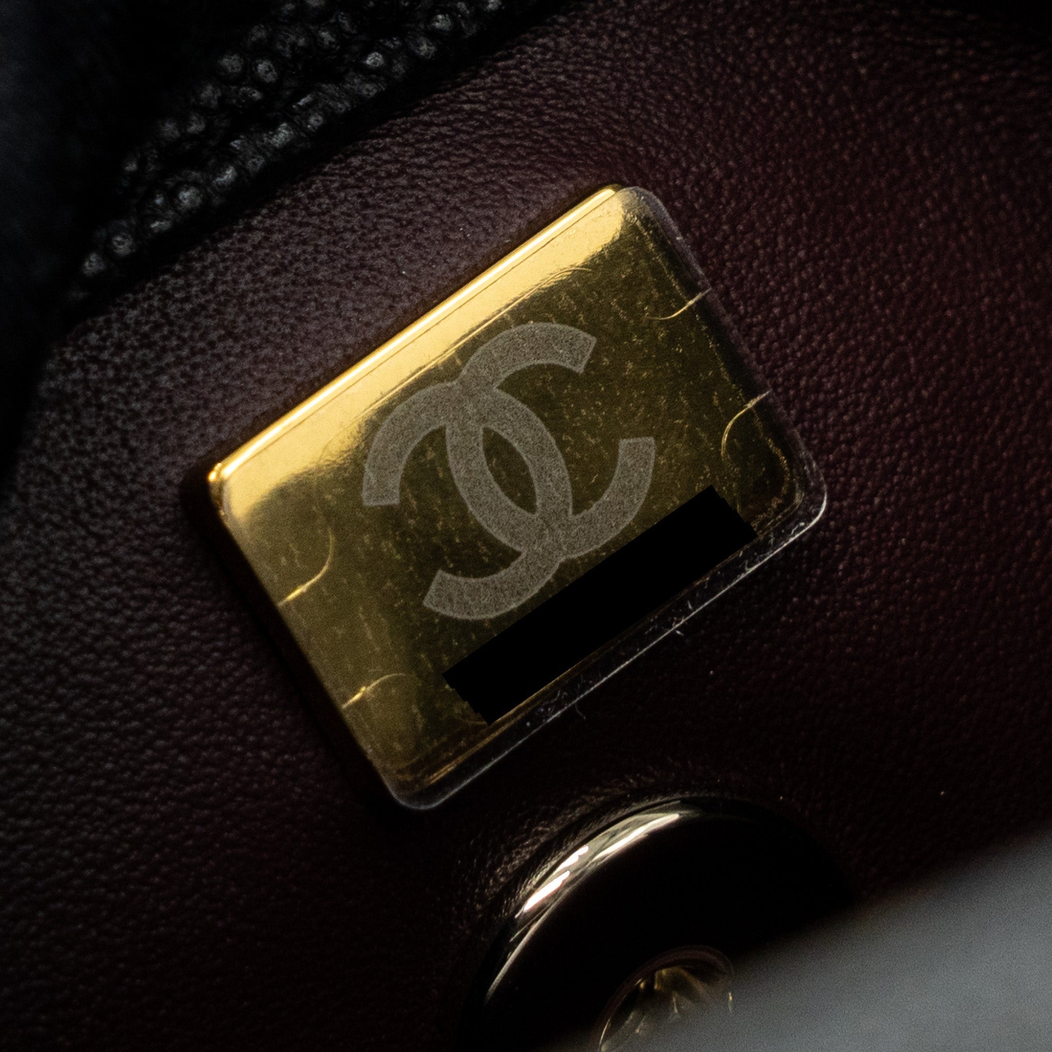 chanel small coco handle caviar black L (microchip)