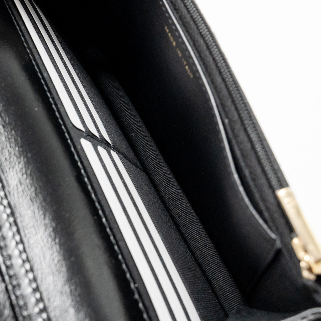 Chanel 24c 31 Wallet On Chain Shiny Calfskin Black L (Microchip)