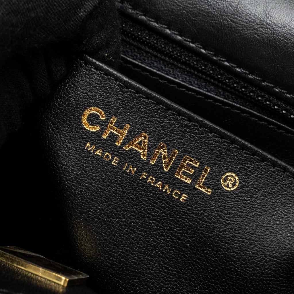 Chanel Mini 2.55 Reissue Flap Bag Aged Calfskin Black  (Microchip)