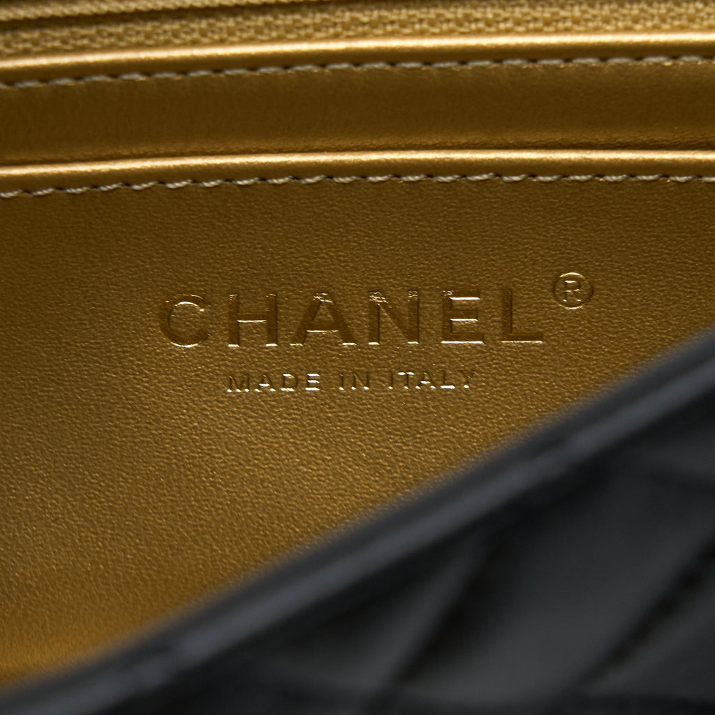 Chanel Pearl Crush Mini Rectangular Lambskin Black Brushed  (Microchip)
