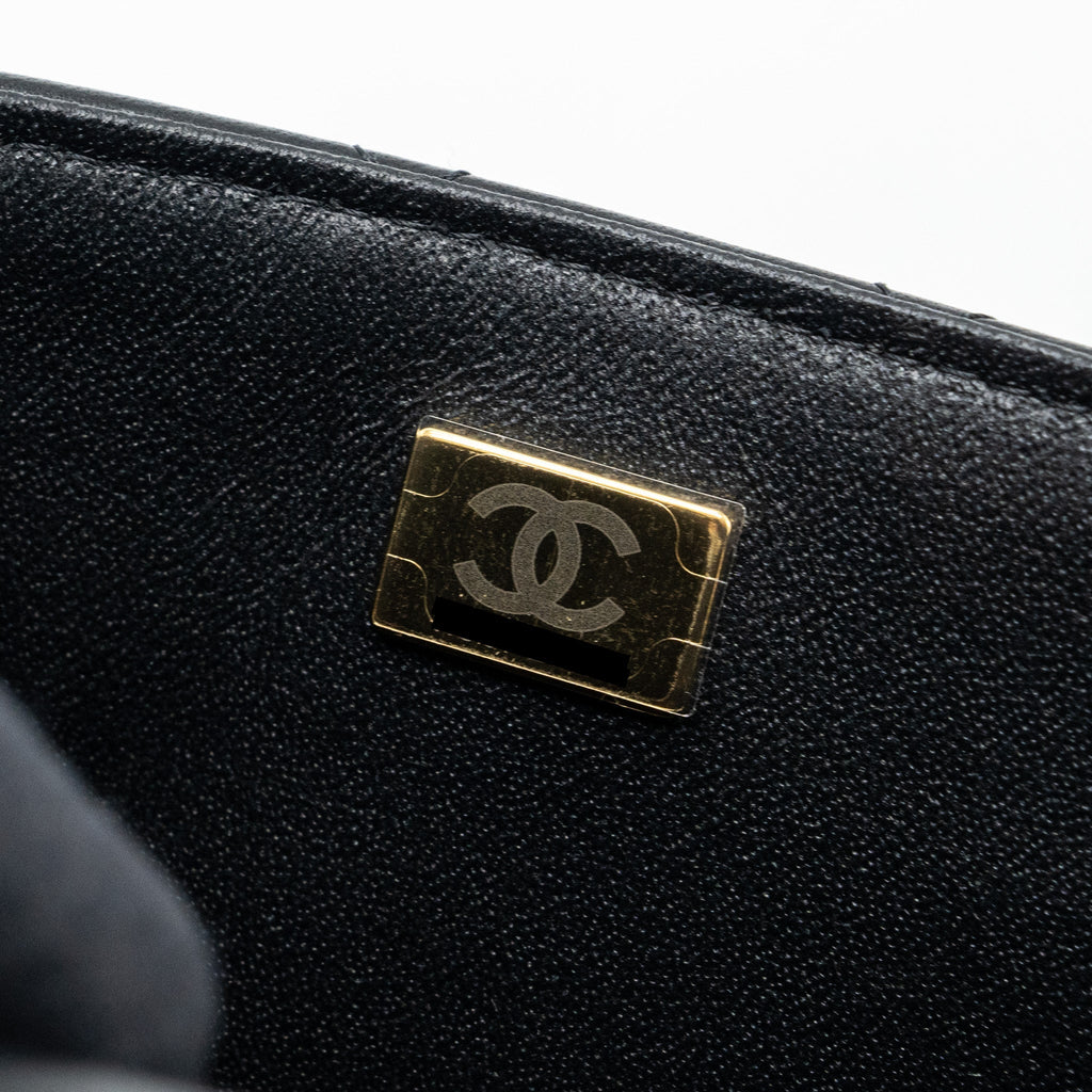 Chanel 22P Lion Charm Top Handle Mini Rectangular Flap Bag Lambskin Black L (microchip)