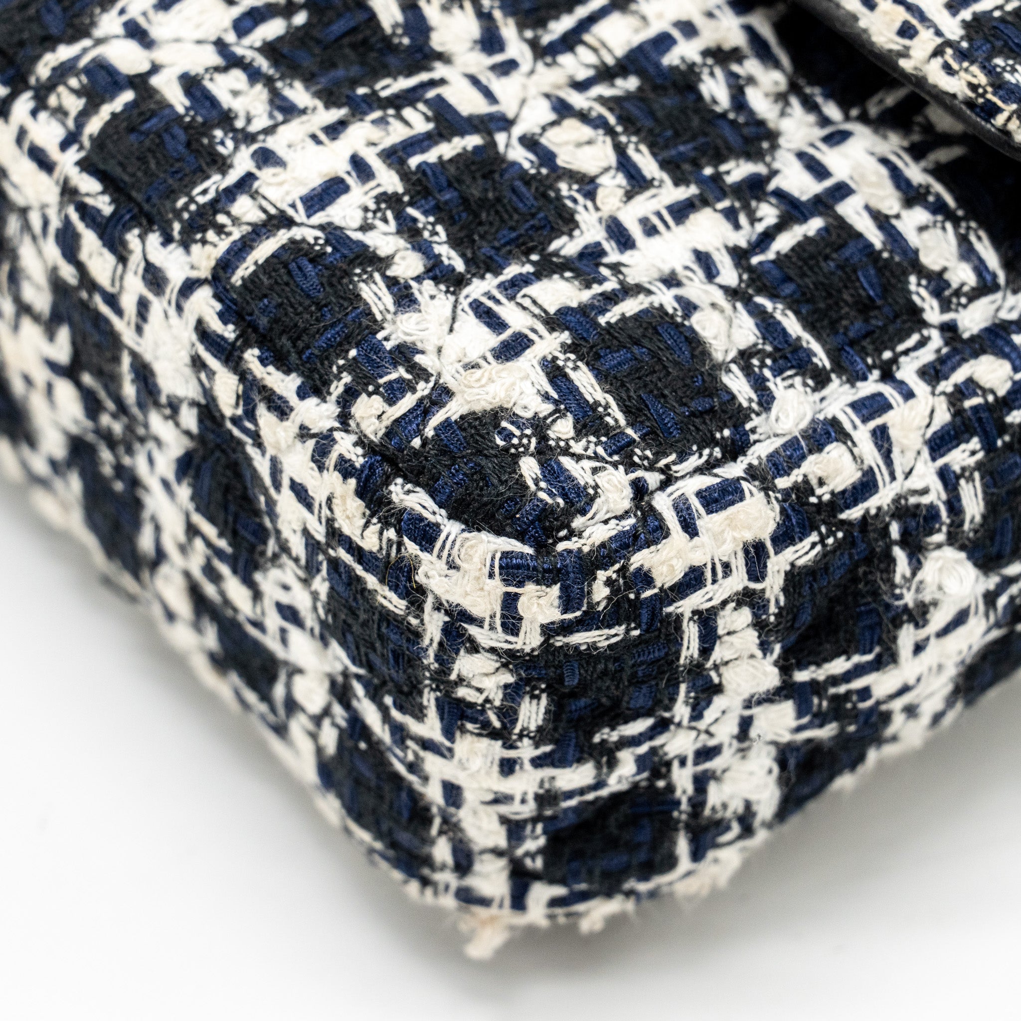 Chanel Mini Flap Bag with Detailed Chain Tweed Black/White L (Microchip)