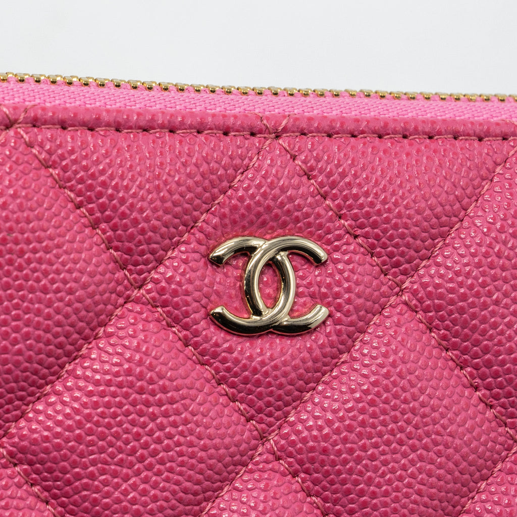 Chanel zippy pouch caviar pink L