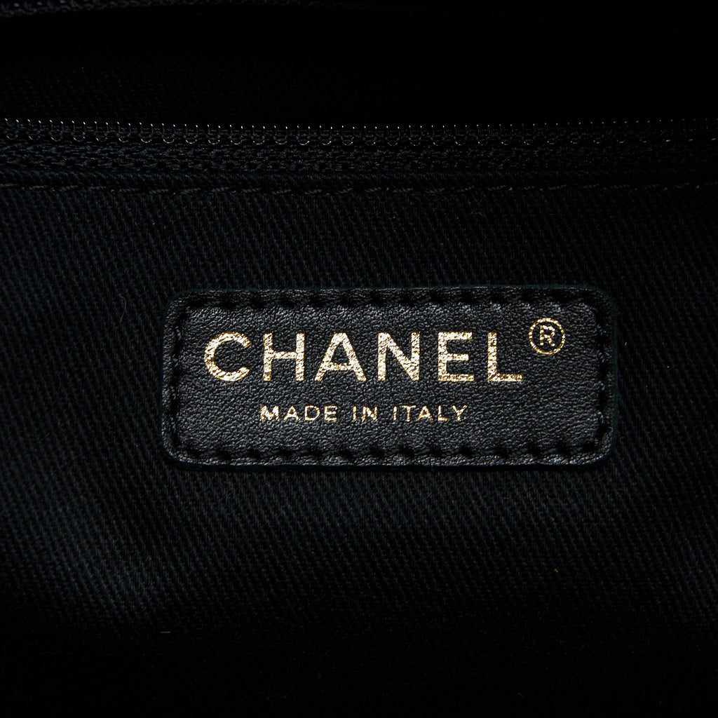 Chanel Matelasse Chain Tote Bag Caviar Black