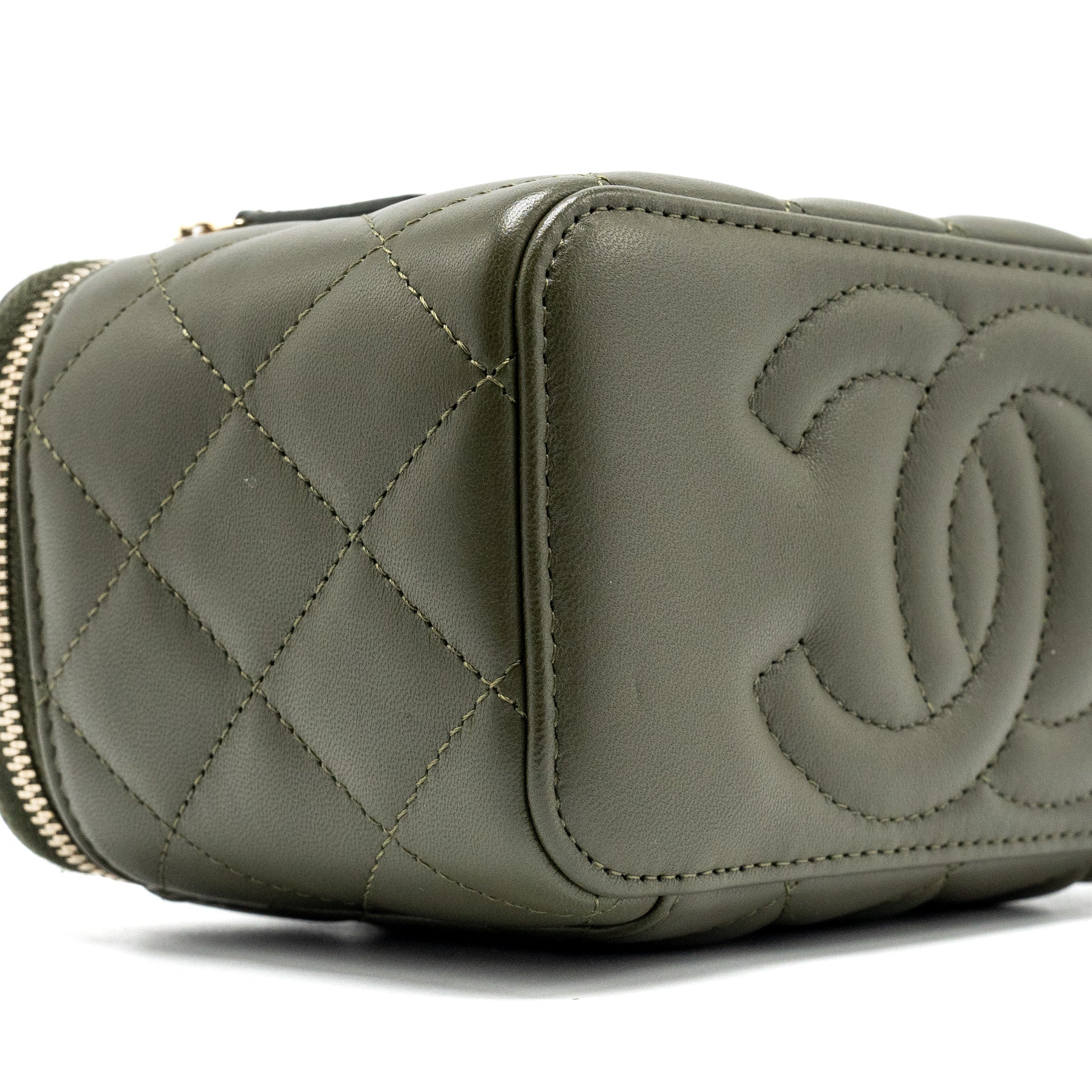 Chanel Detail Top Handle Long Vanity With Chain Lambskin Dark Green  (Microchip)