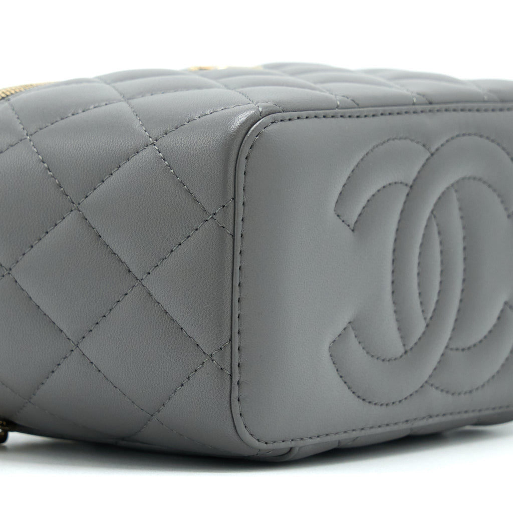 Chanel 22A Top Handle Long Vanity With Chain Lambskin Grey L