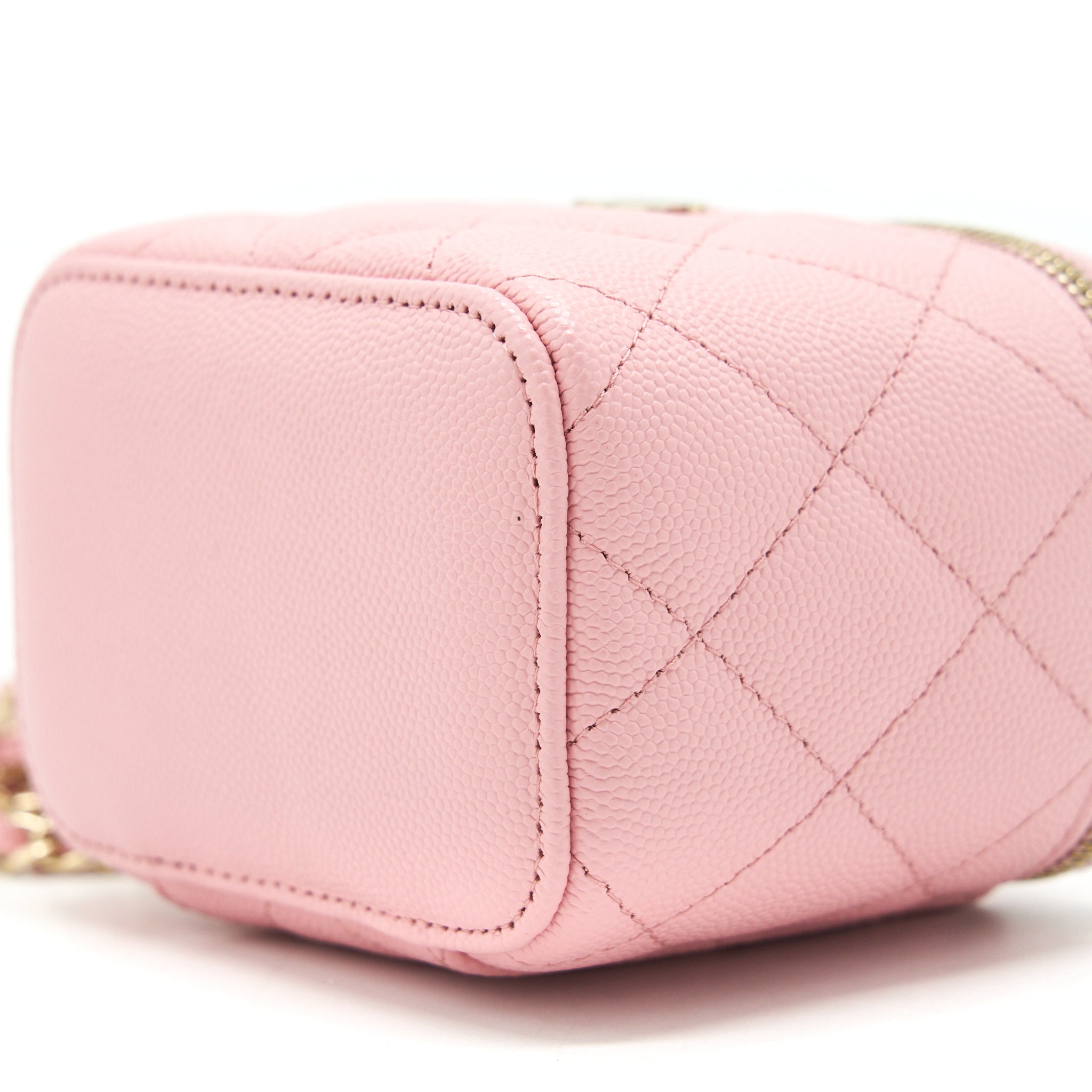 Chanel 22C Mini Vanity With Chain Caviar Pink L