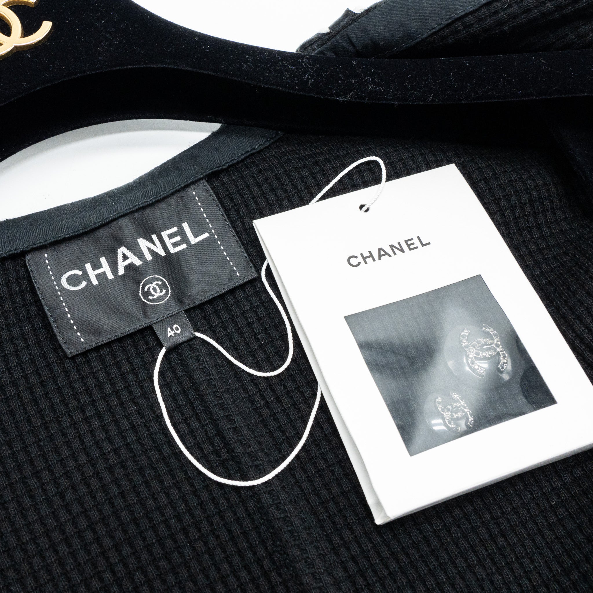 Chanel size 40 21C Jacket cotton Black