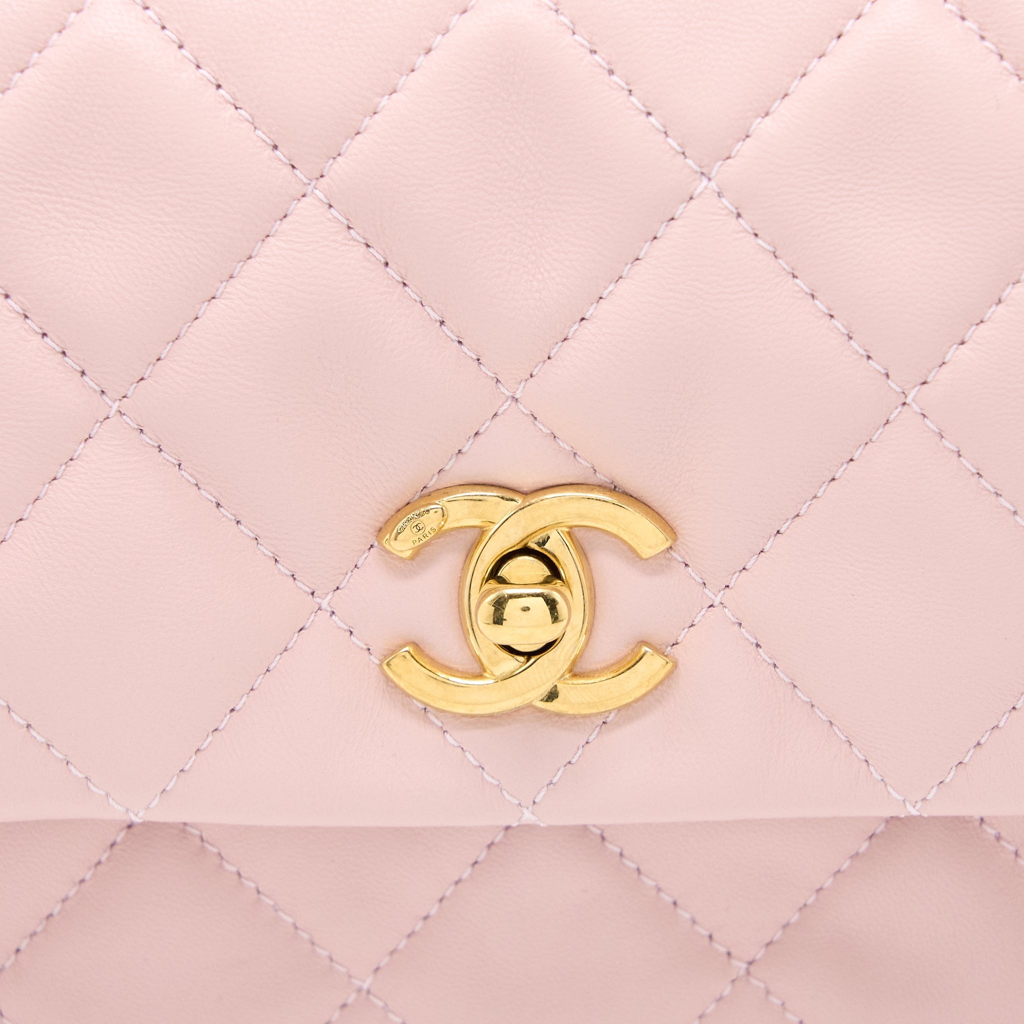 Chanel 22B Small Flap Bag With Gem Chain Lambskin Pink  (Microchip)