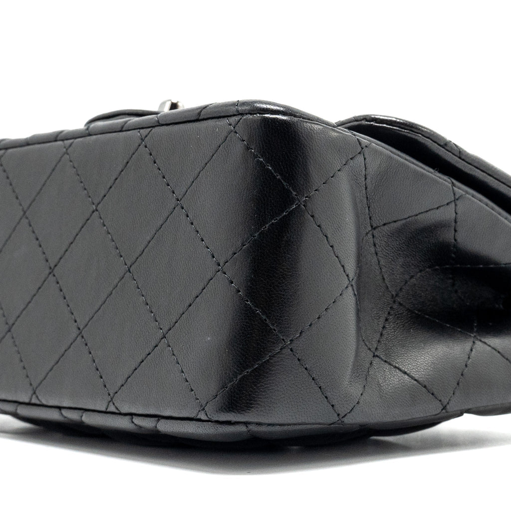 Chanel mini square Flap bag lambskin black