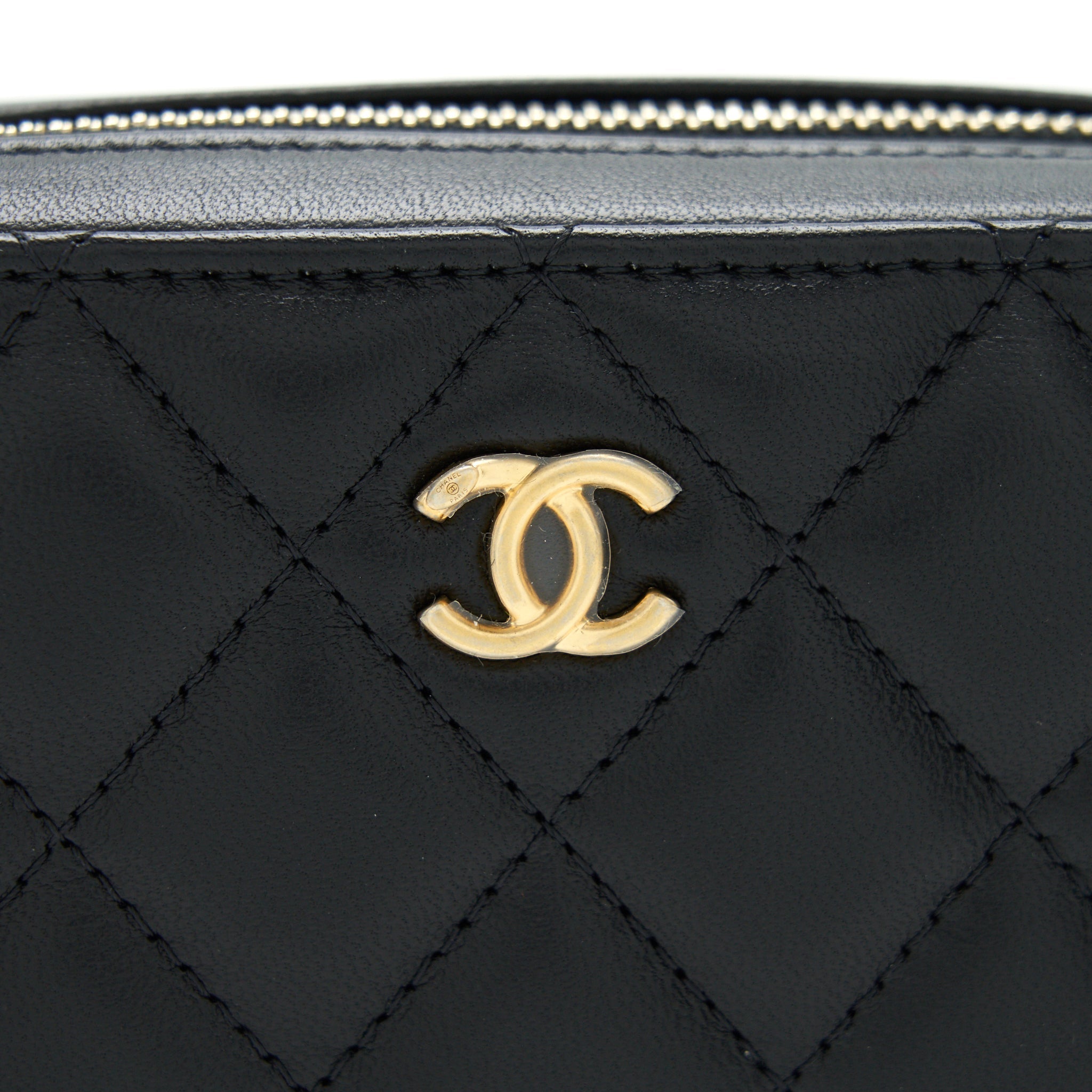Chanel Pearl Crush Mini Camera Case With Chain Lambskin Black