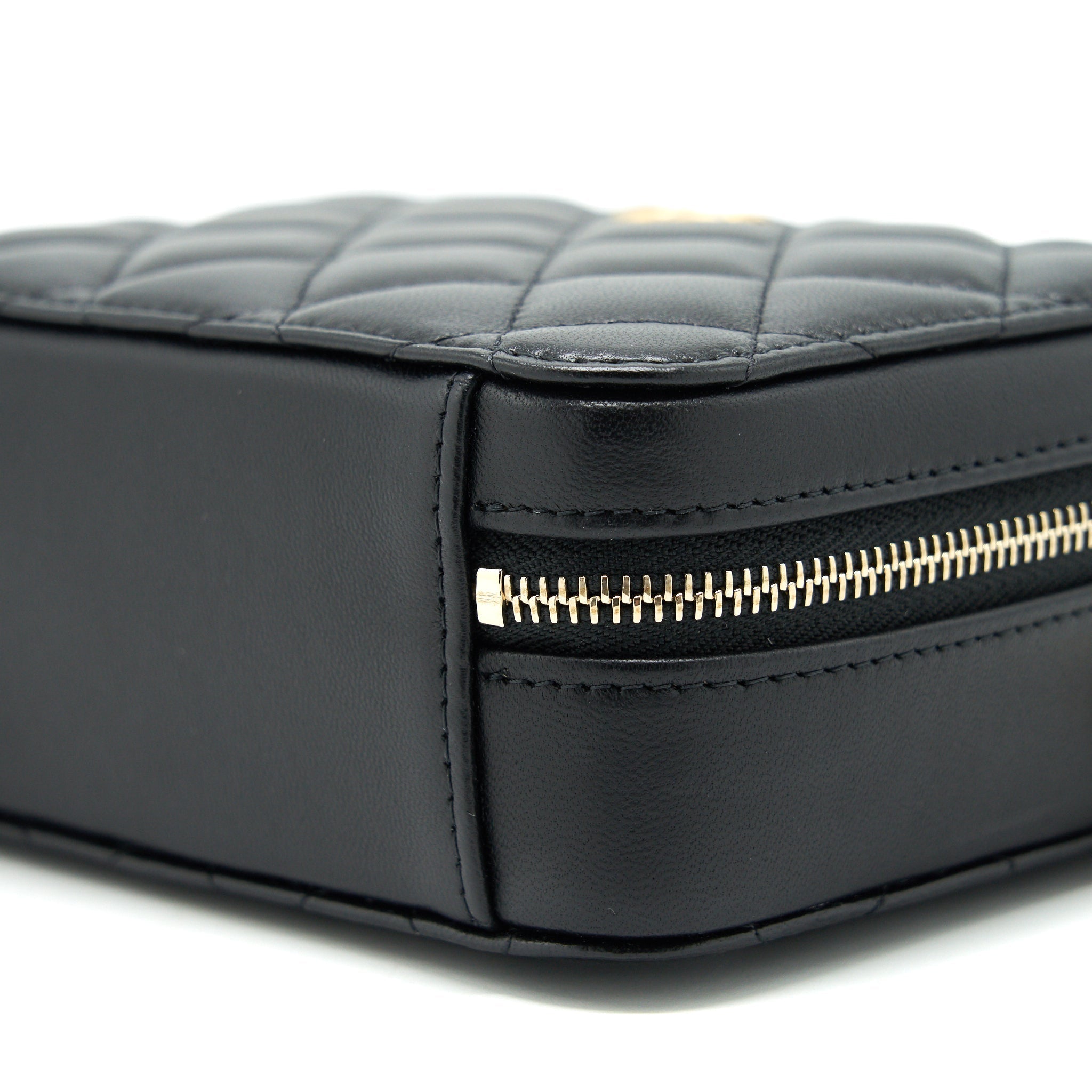 Chanel Pearl Crush Mini Camera Case With Chain Lambskin Black