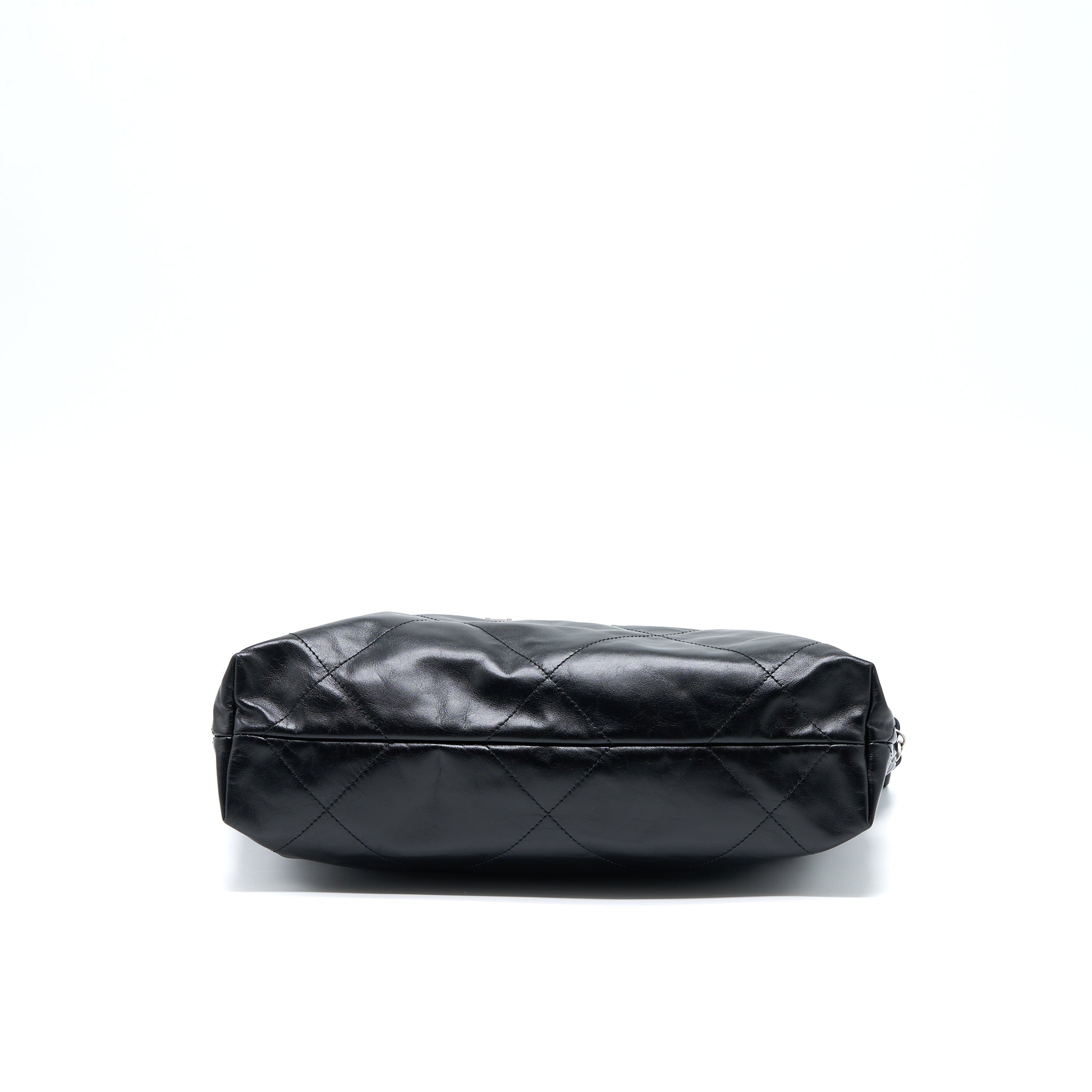Chanel Small 22 Bag Calfskin Black (Microchip)
