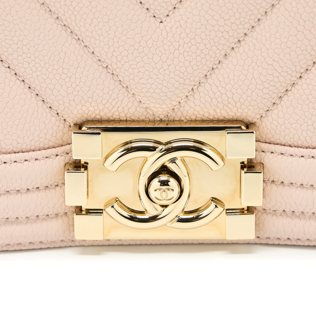 Chanel Medium Boy Bag Chevron Caviar Light Pink L
