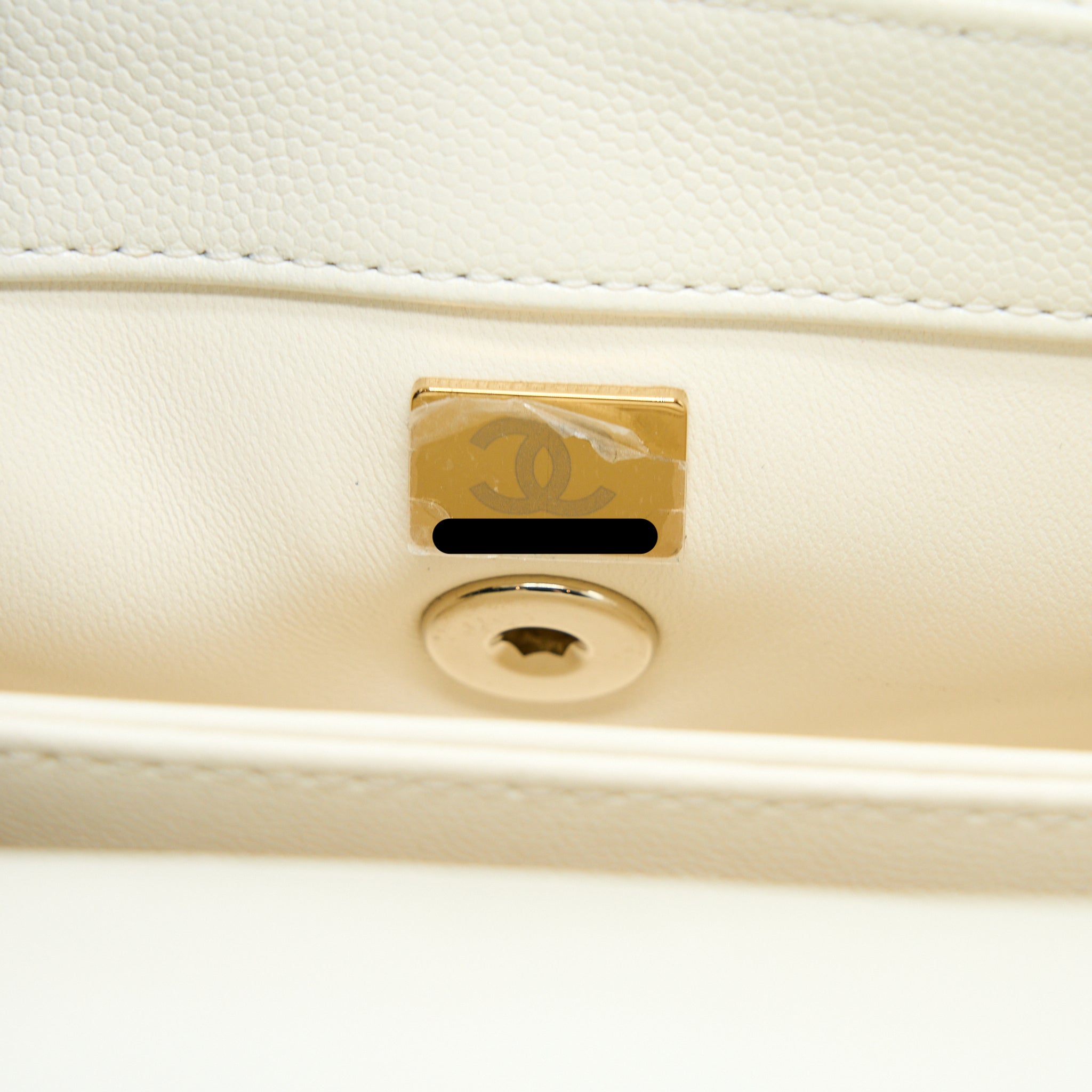 Chanel Small Coco Handle Caviar White L (Microchip)