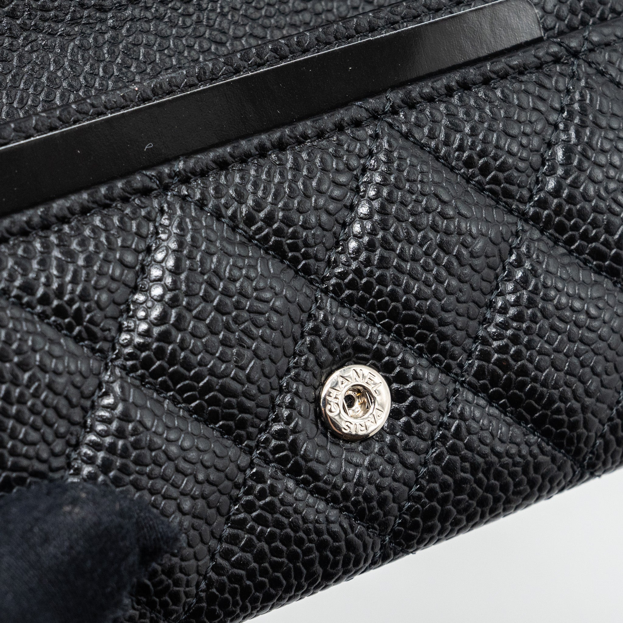 chanel classic flap card holder caviar black  (Microchip)