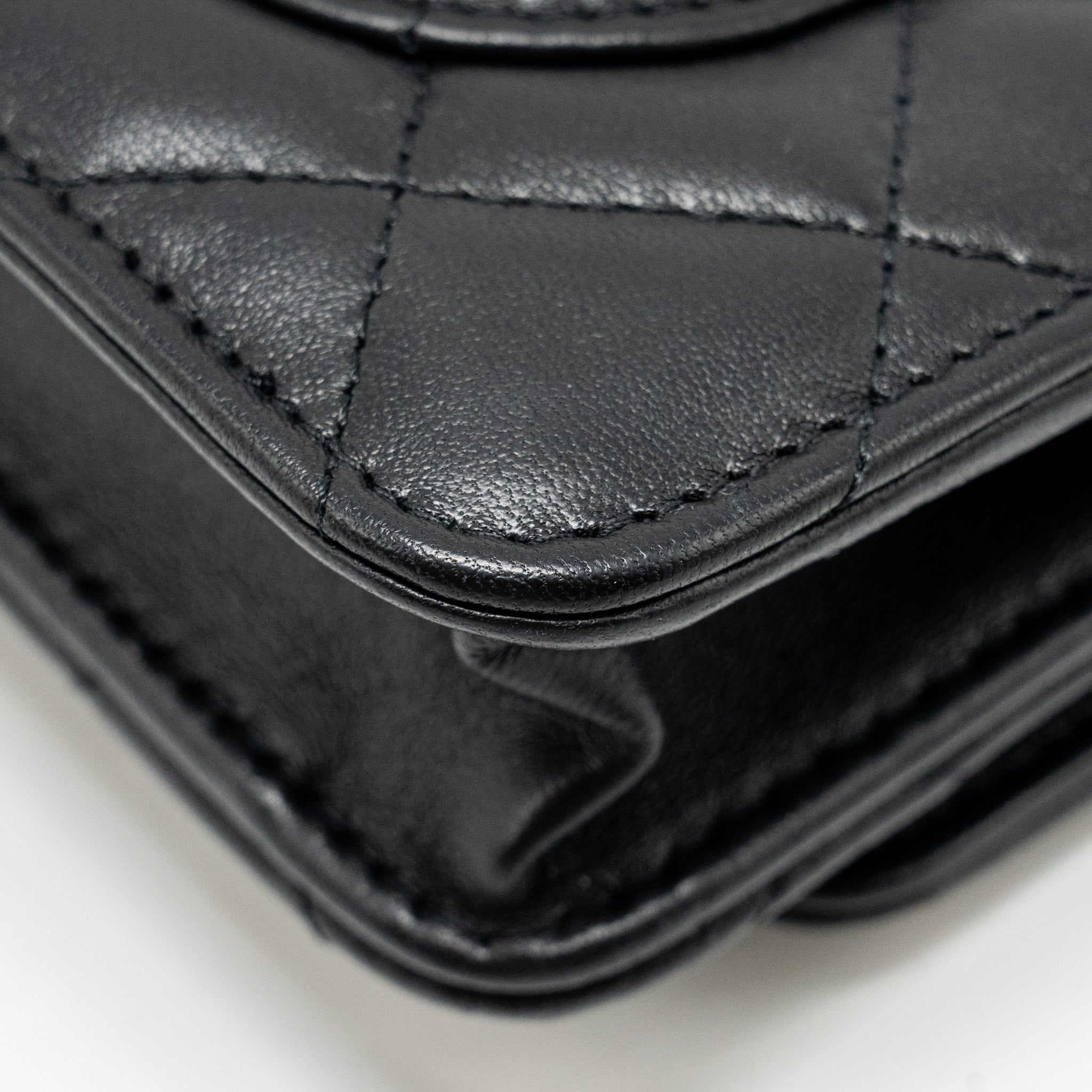 CHANEL Pearl Crush Wallet on Chain Lambskin Black  (Microchip)