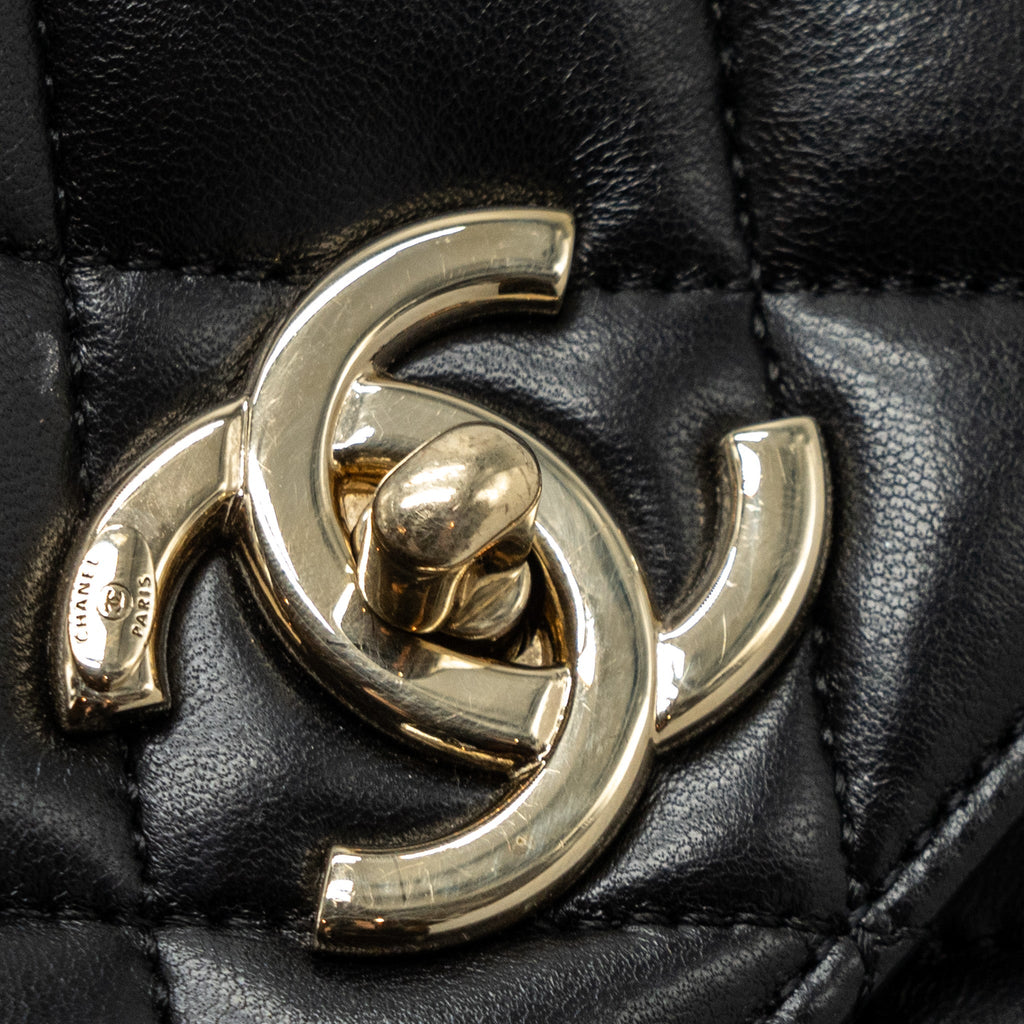 Chanel medium trendy CC lambskin black