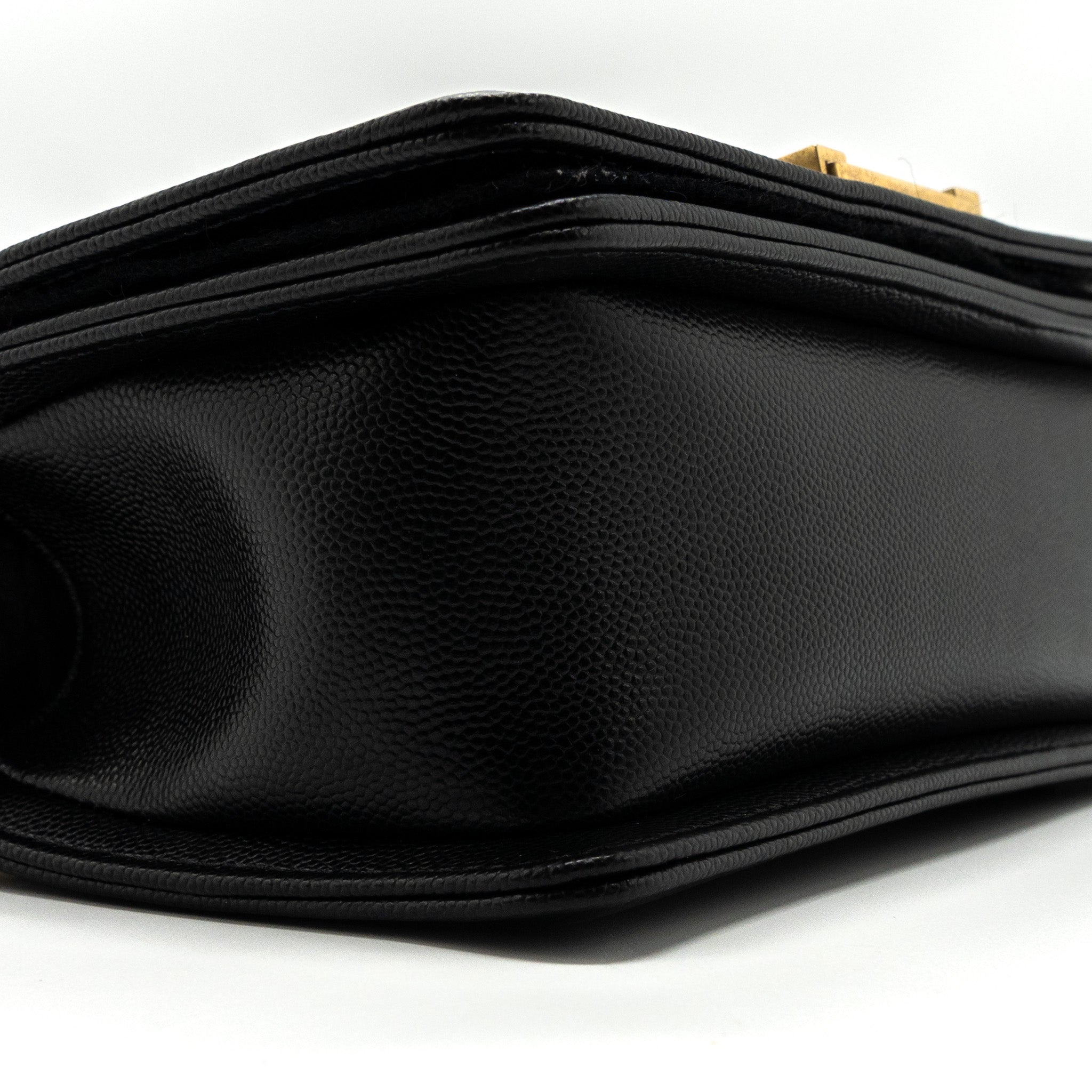 CHANEL SMALL BOY Bag Caviar BLACK  (Microchip)