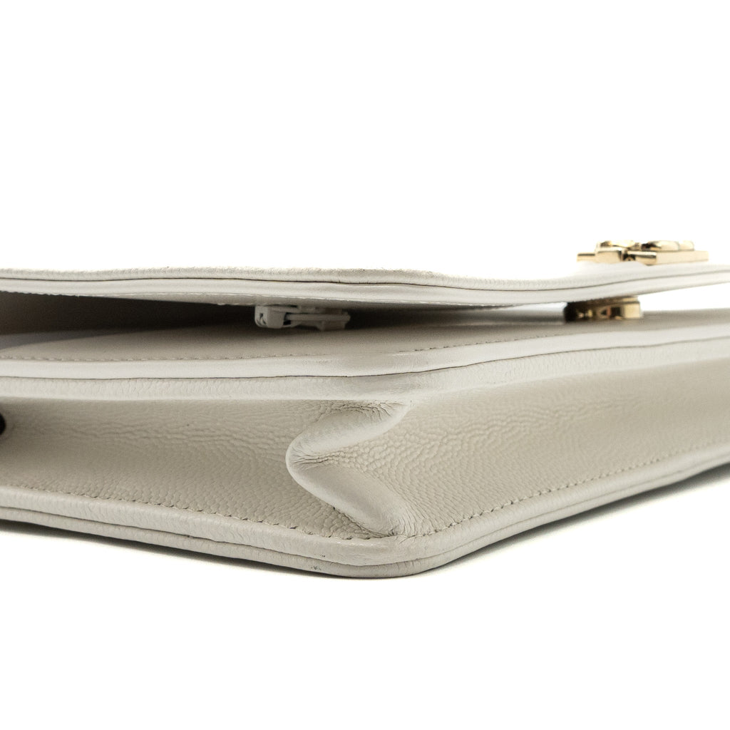 CHANEL BOY WALLET ON CHAIN CAVIAR WHITE L (Microchip)