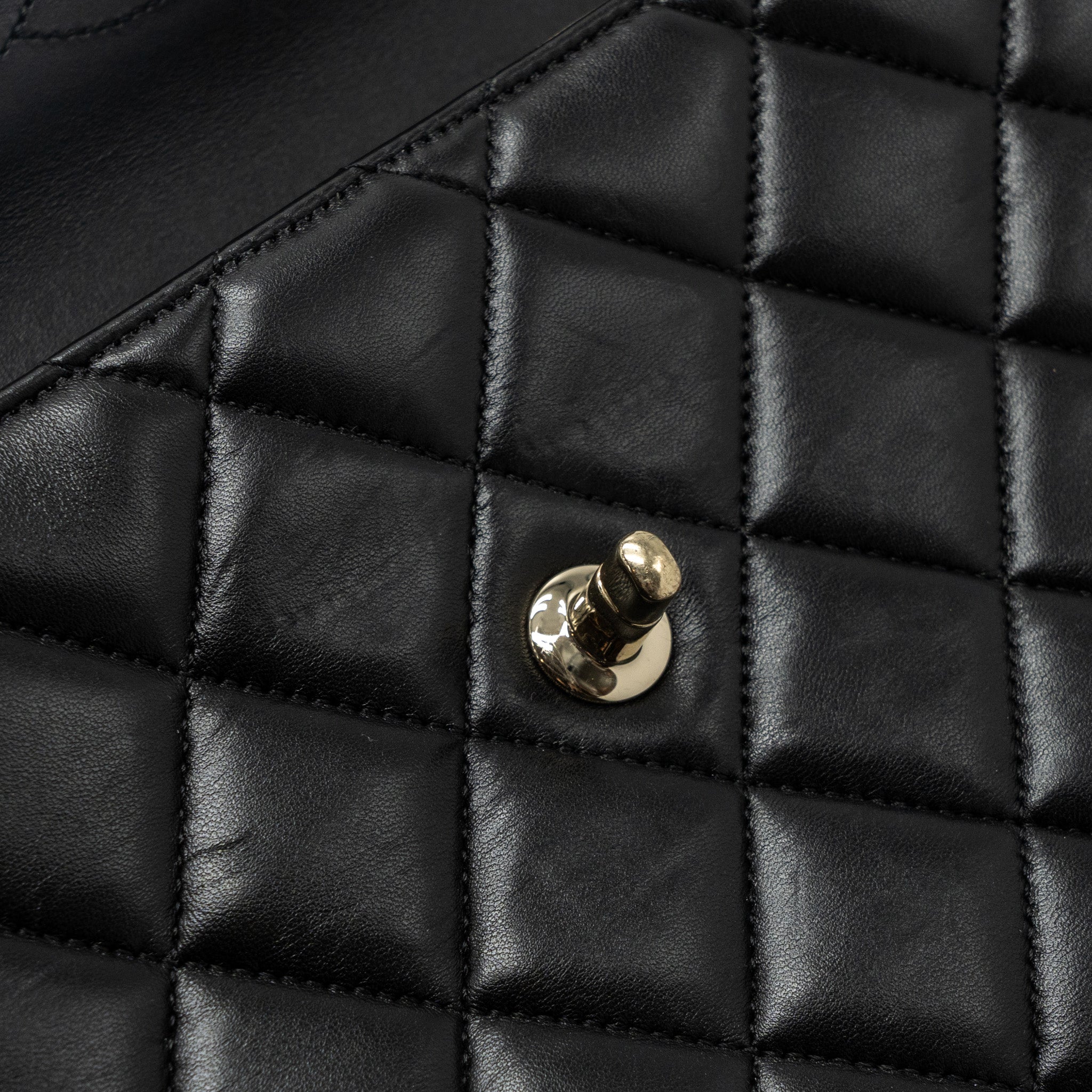 Chanel medium trendy CC lambskin black