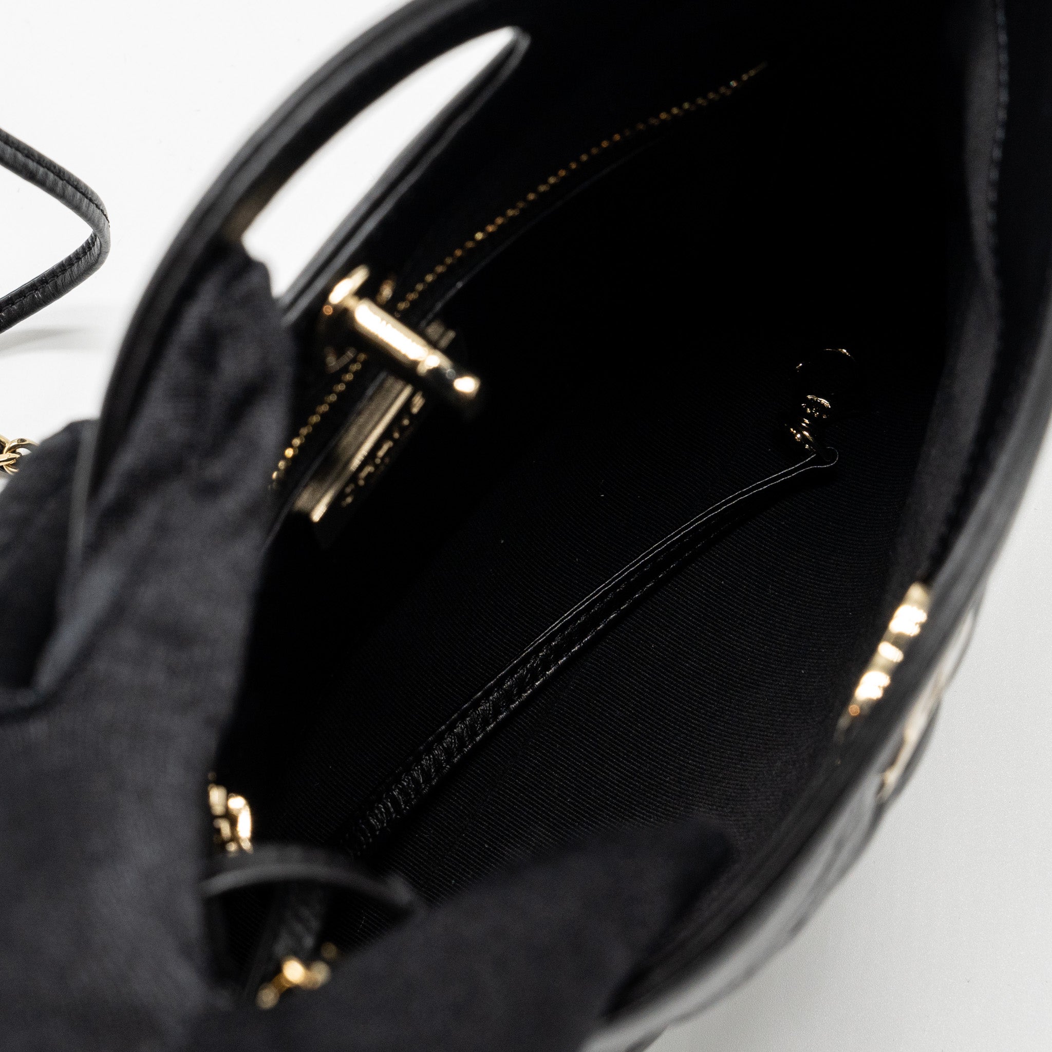 Chanel 23A Mini 31 Bag Calfskin Black L (Microchip)