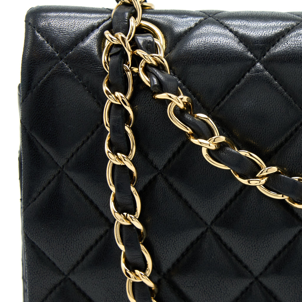 Chanel Medium Classic Double Flap Bag Lambskin Black