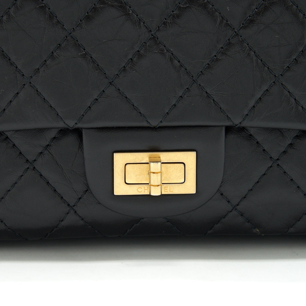Chanel Reissue 2.55 225 Calfskin Black