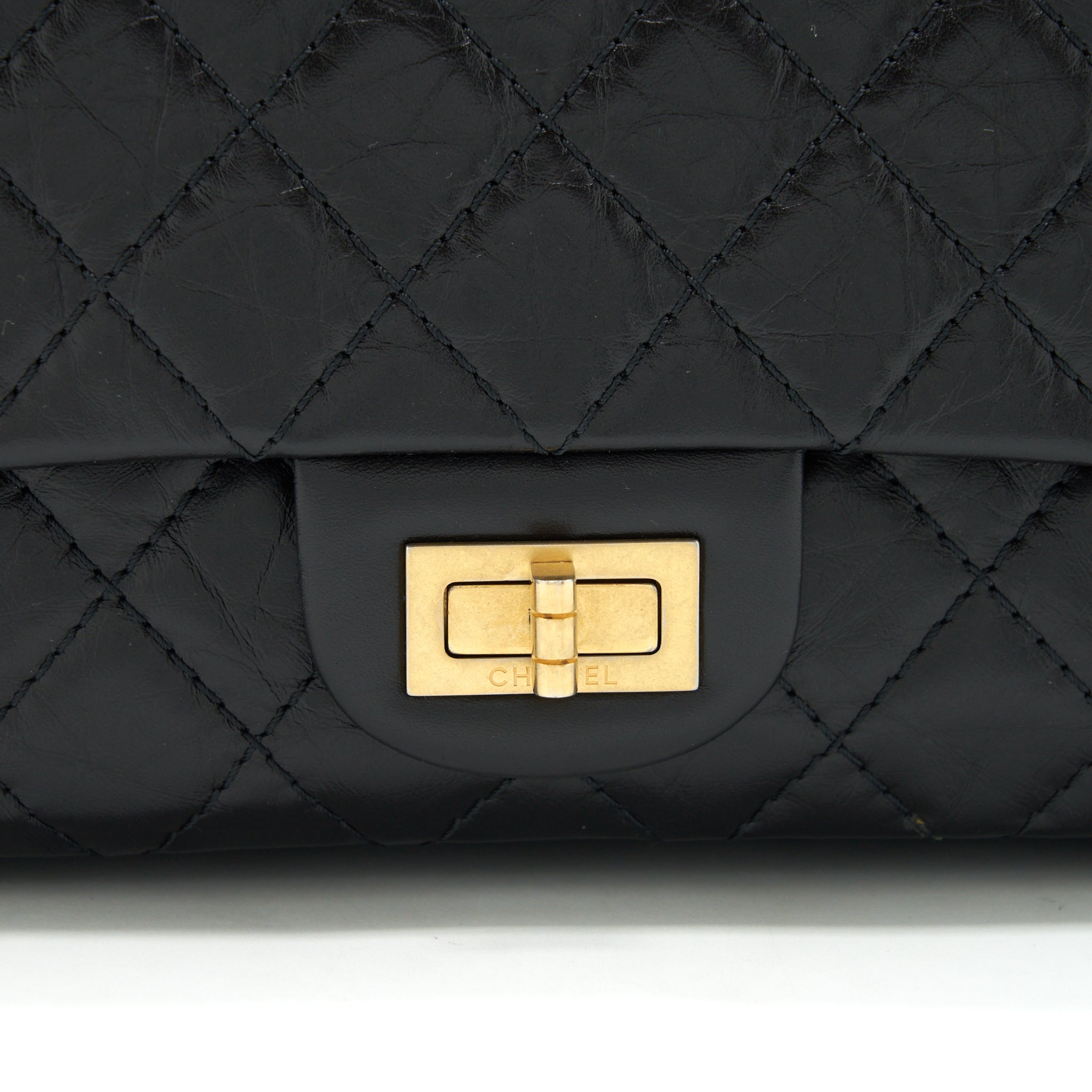 Chanel Reissue 2.55 225 Calfskin Black