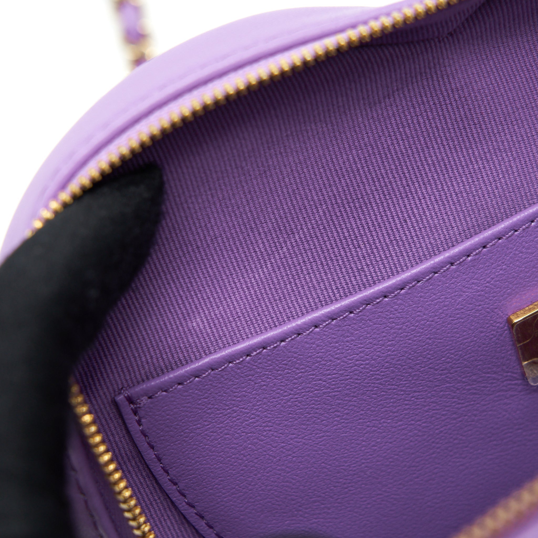Chanel 22S Heart Bag Lambskin Purple L