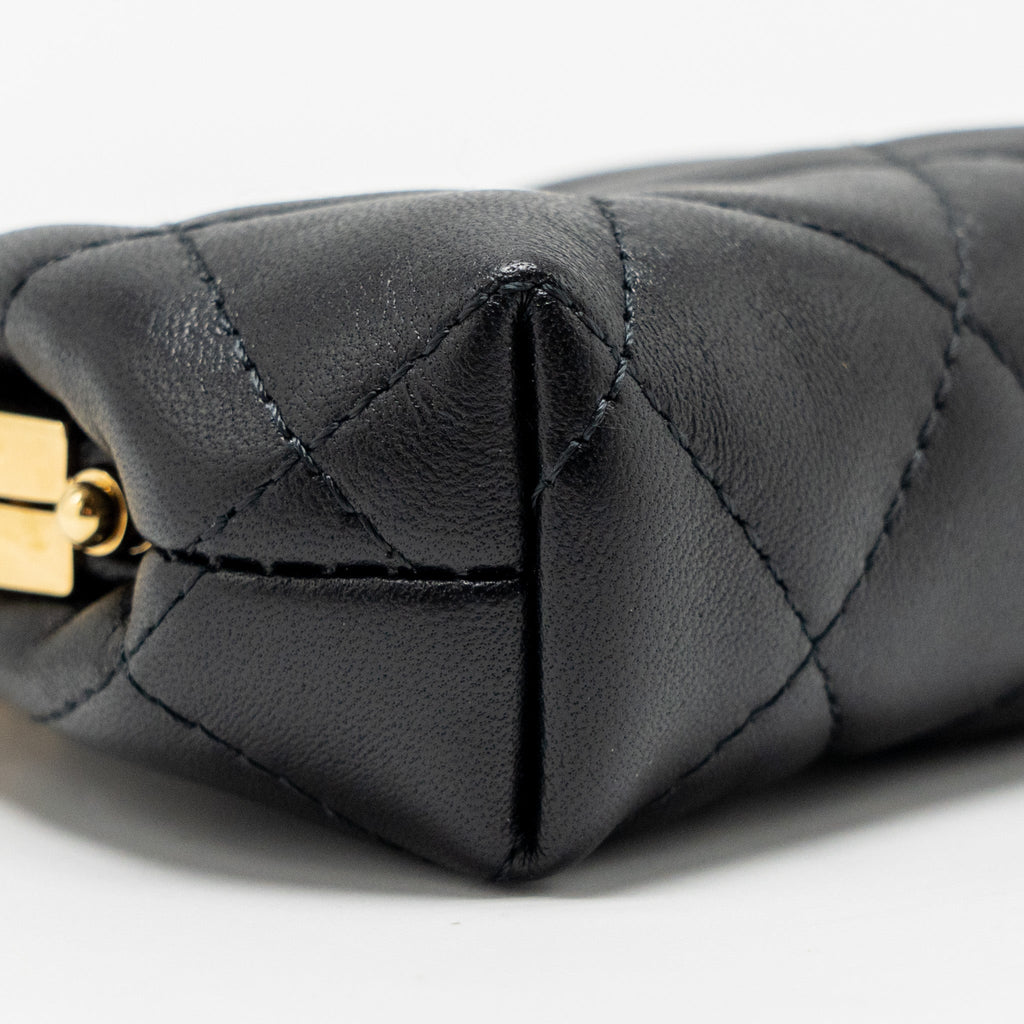 Chanel 23p Mini Coin Purse with Chain Calfskin Black L(microchip)