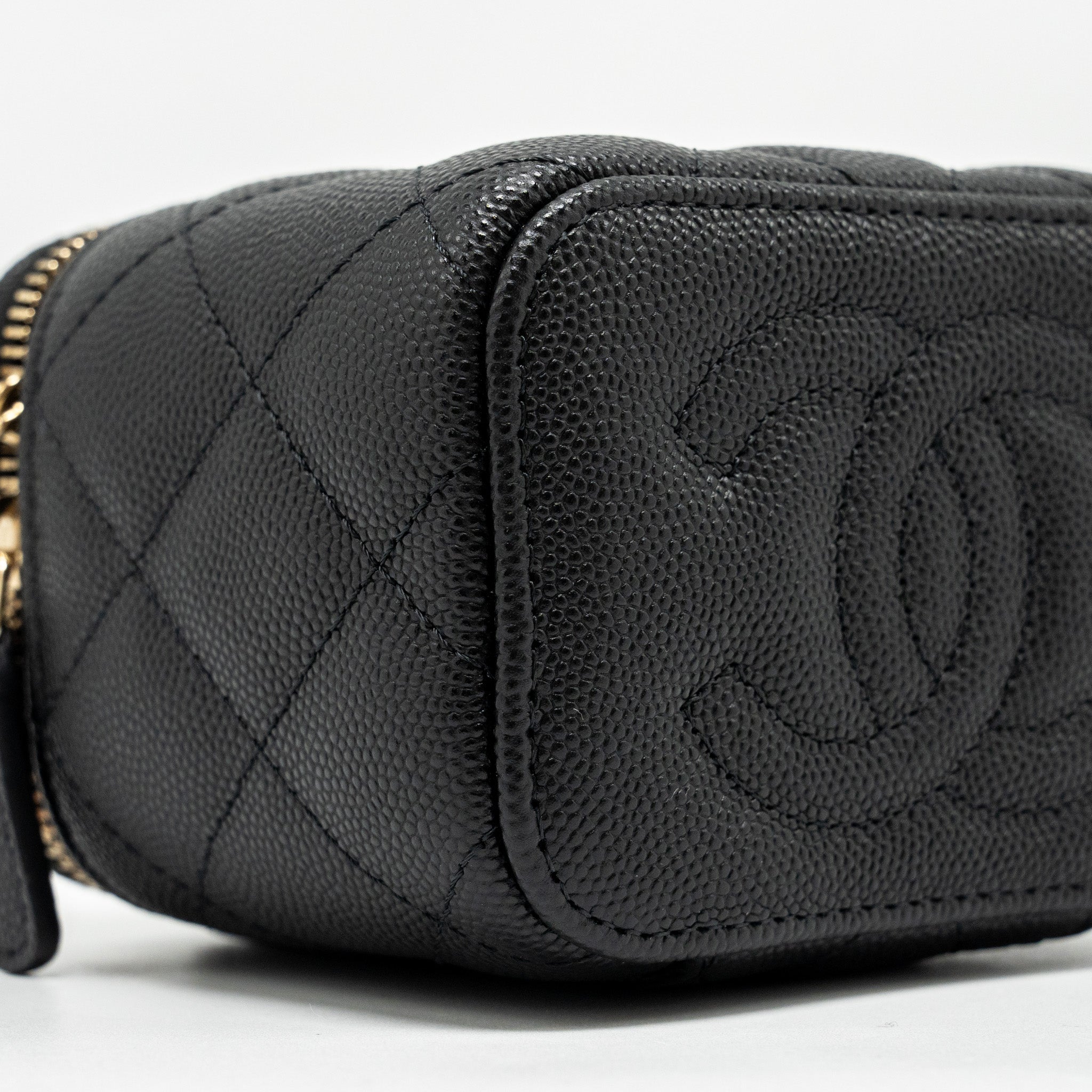 Chanel Mini Vanity with Chain Caviar Black L (Microchip)
