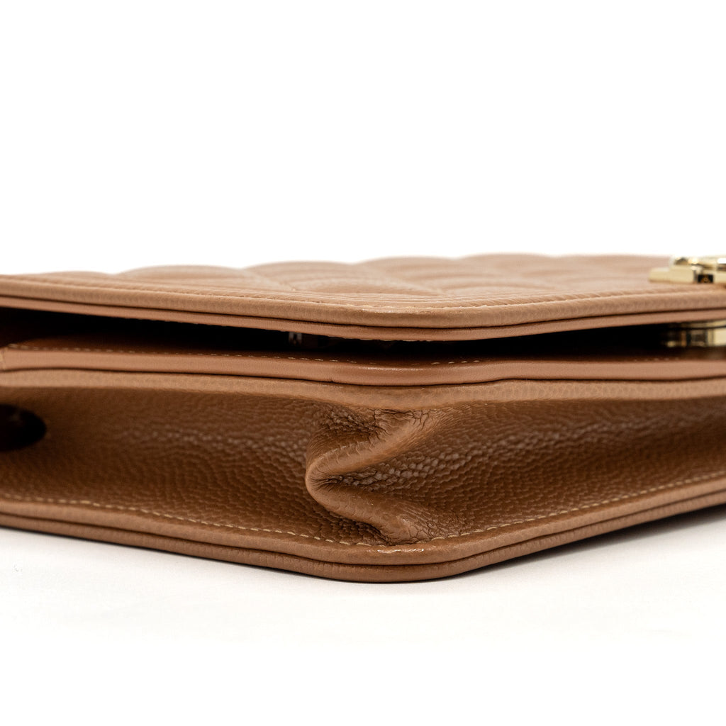 Chanel boy wallet on chain caviar light caramel L (microchip)
