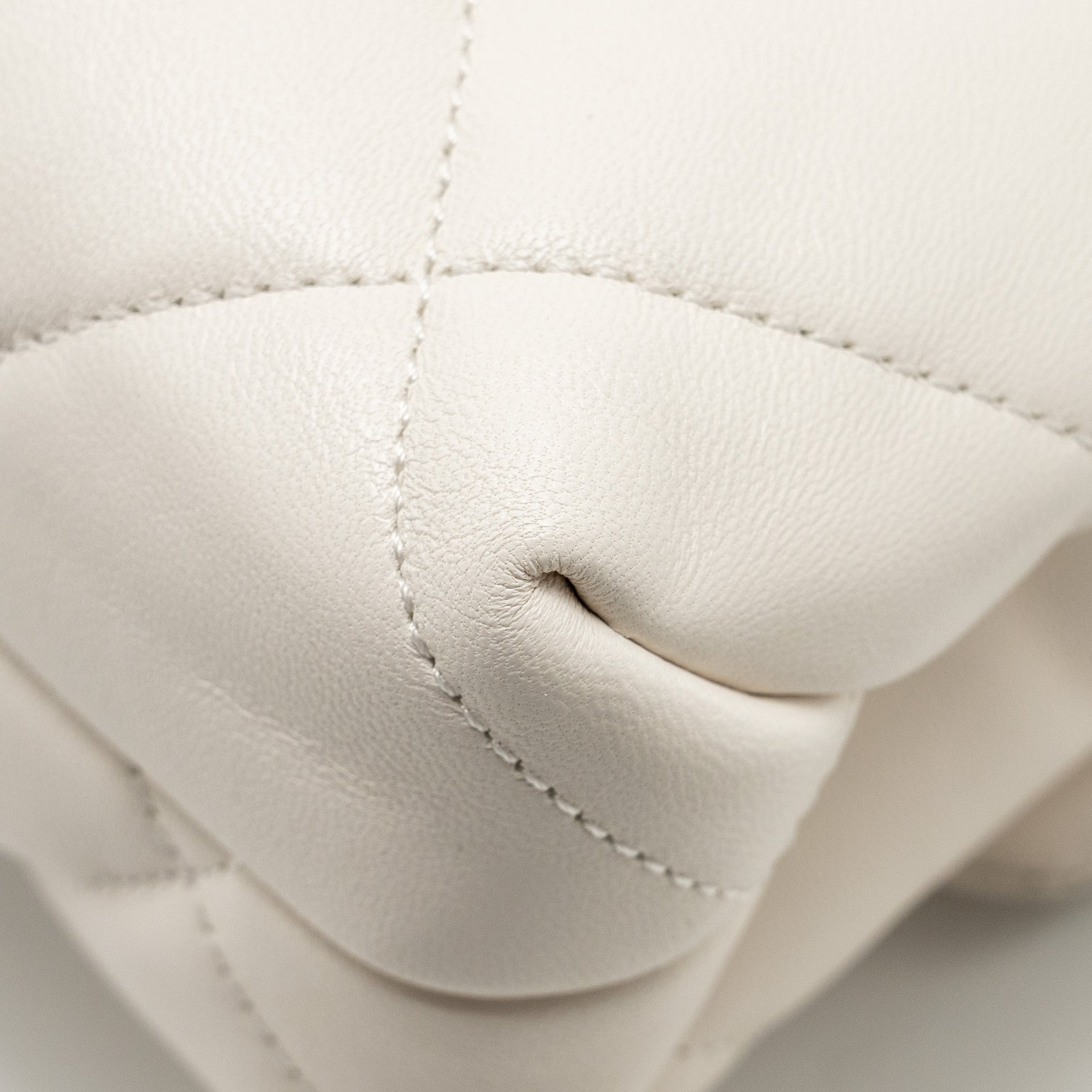 Chanel 22B Chain Cushion Flap Bag Lambskin White  (Microchip)