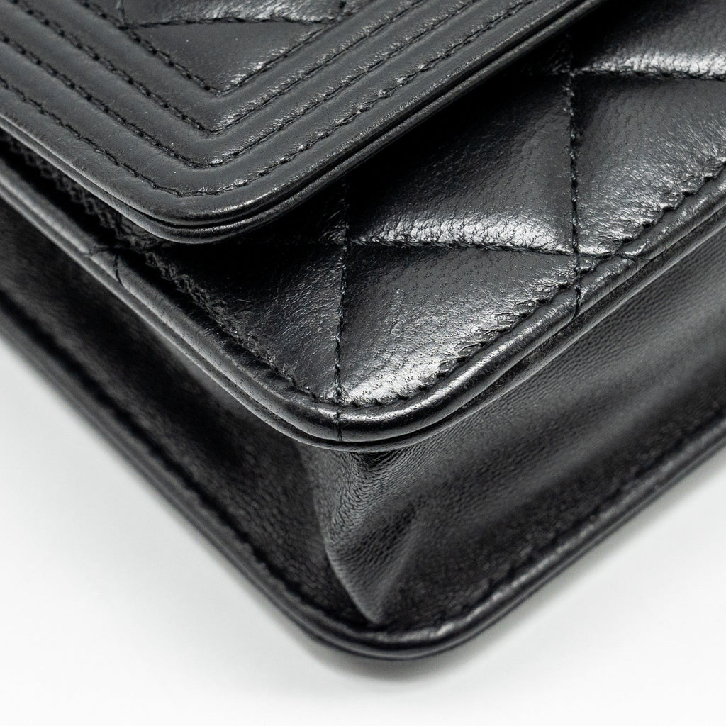 Chanel Boy Wallet on Chain lambskin black