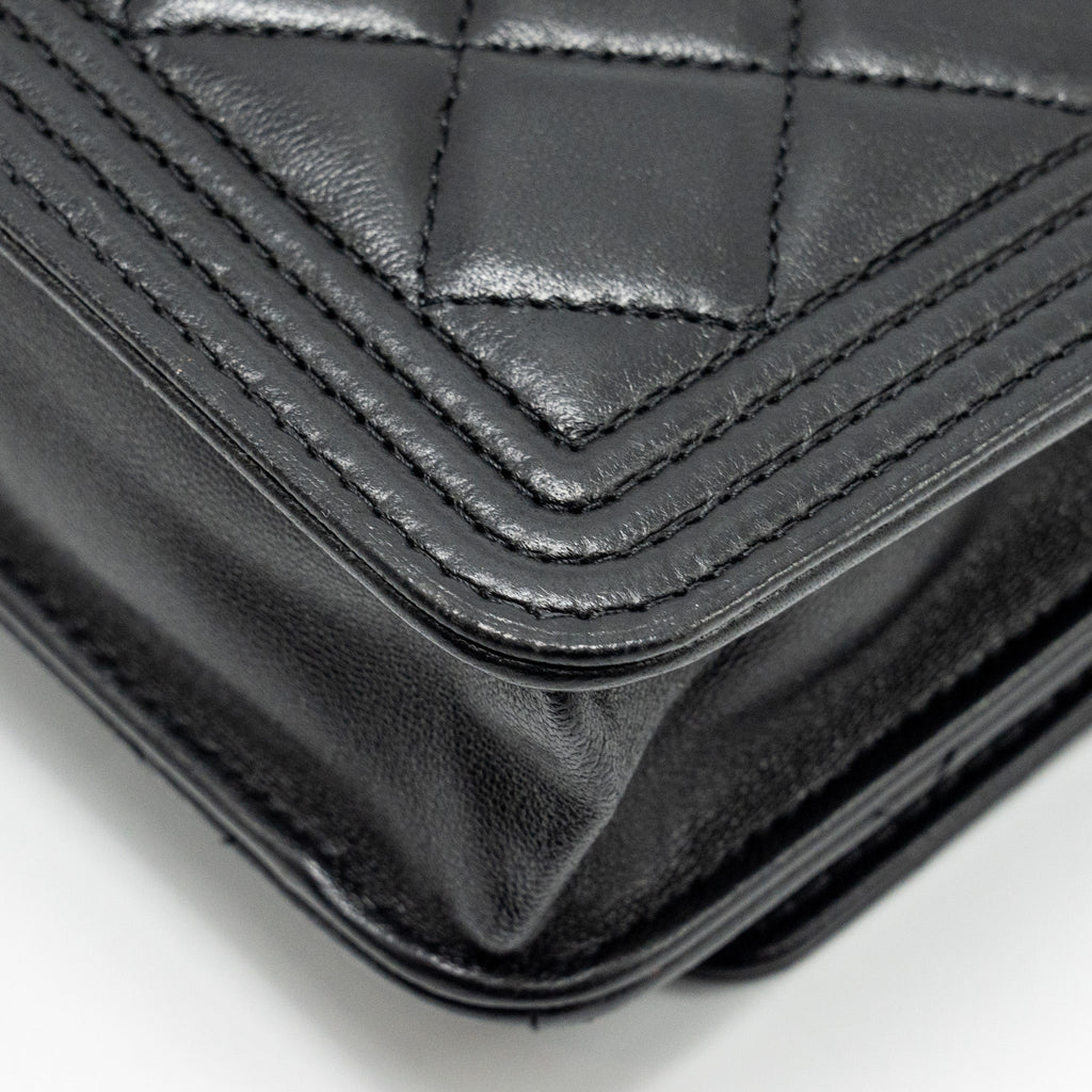 Chanel Boy Wallet on Chain lambskin black