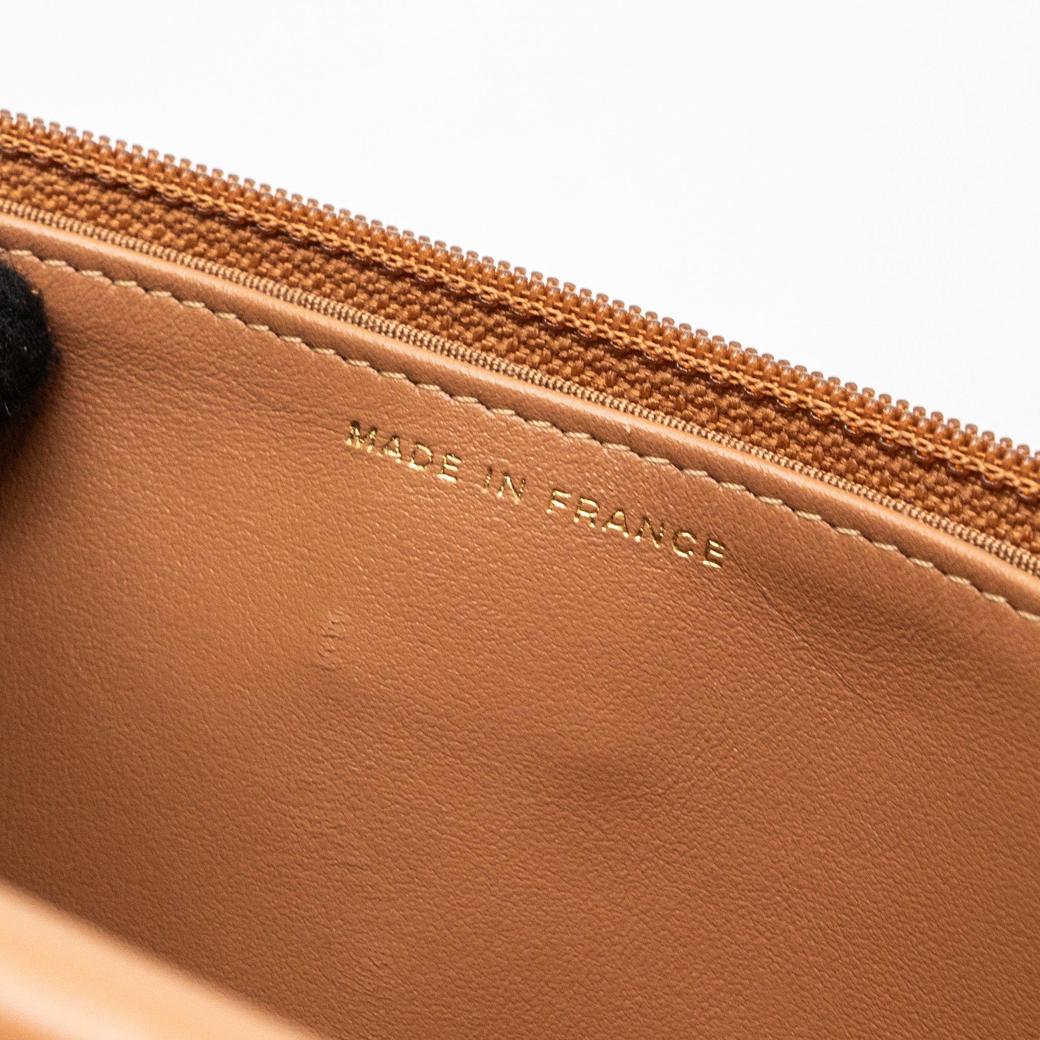 Chanel boy wallet on chain caviar light caramel L (microchip)